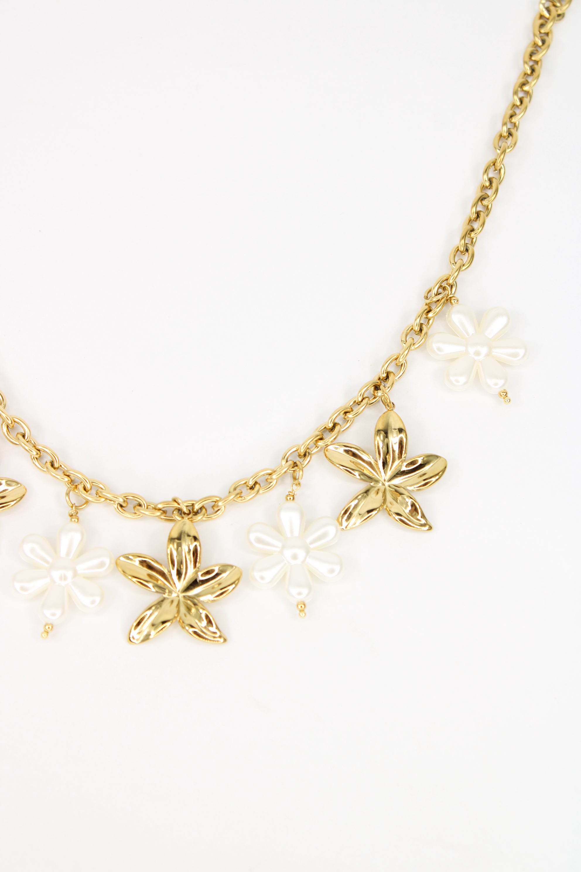 Collier Aluna