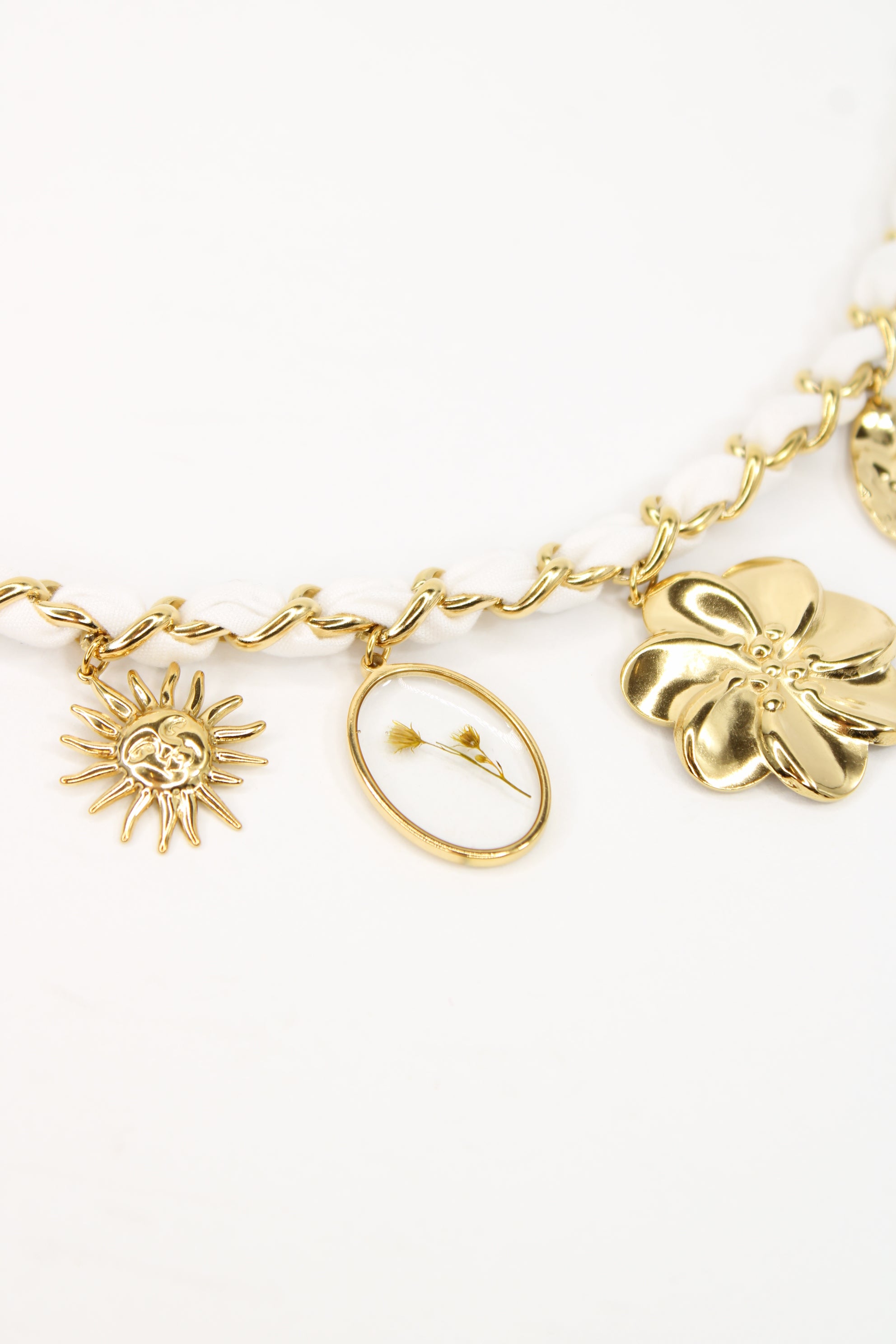 Collier Vaea