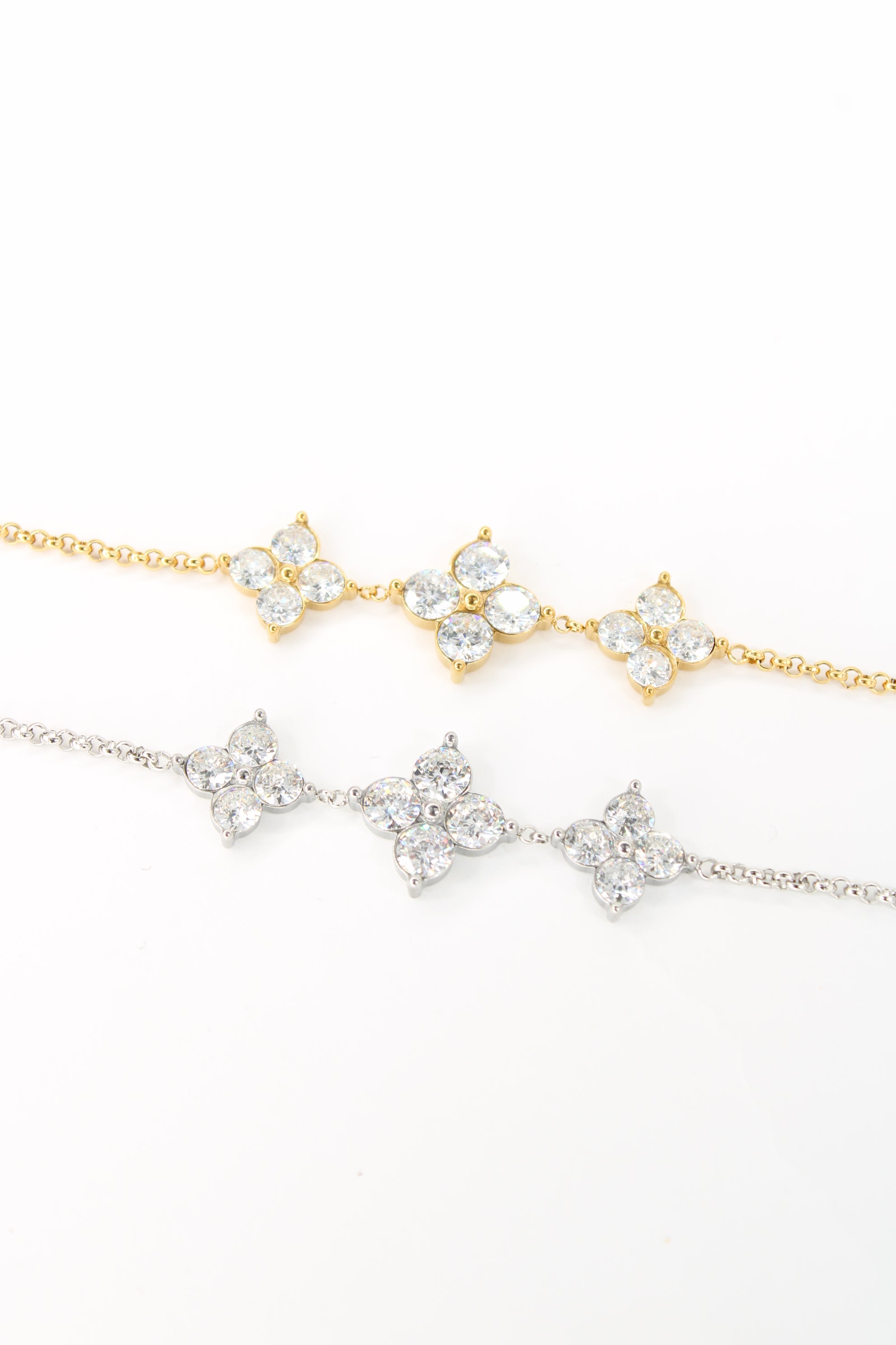 ✨ Bracelet Aurlane – Fleur de lumière ✨