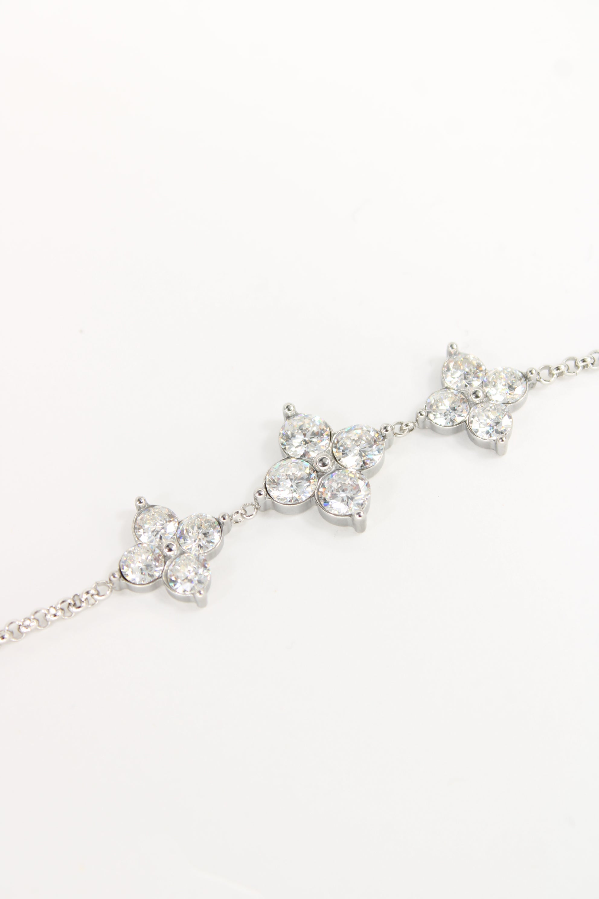 ✨ Bracelet Aurlane – Fleur de lumière ✨