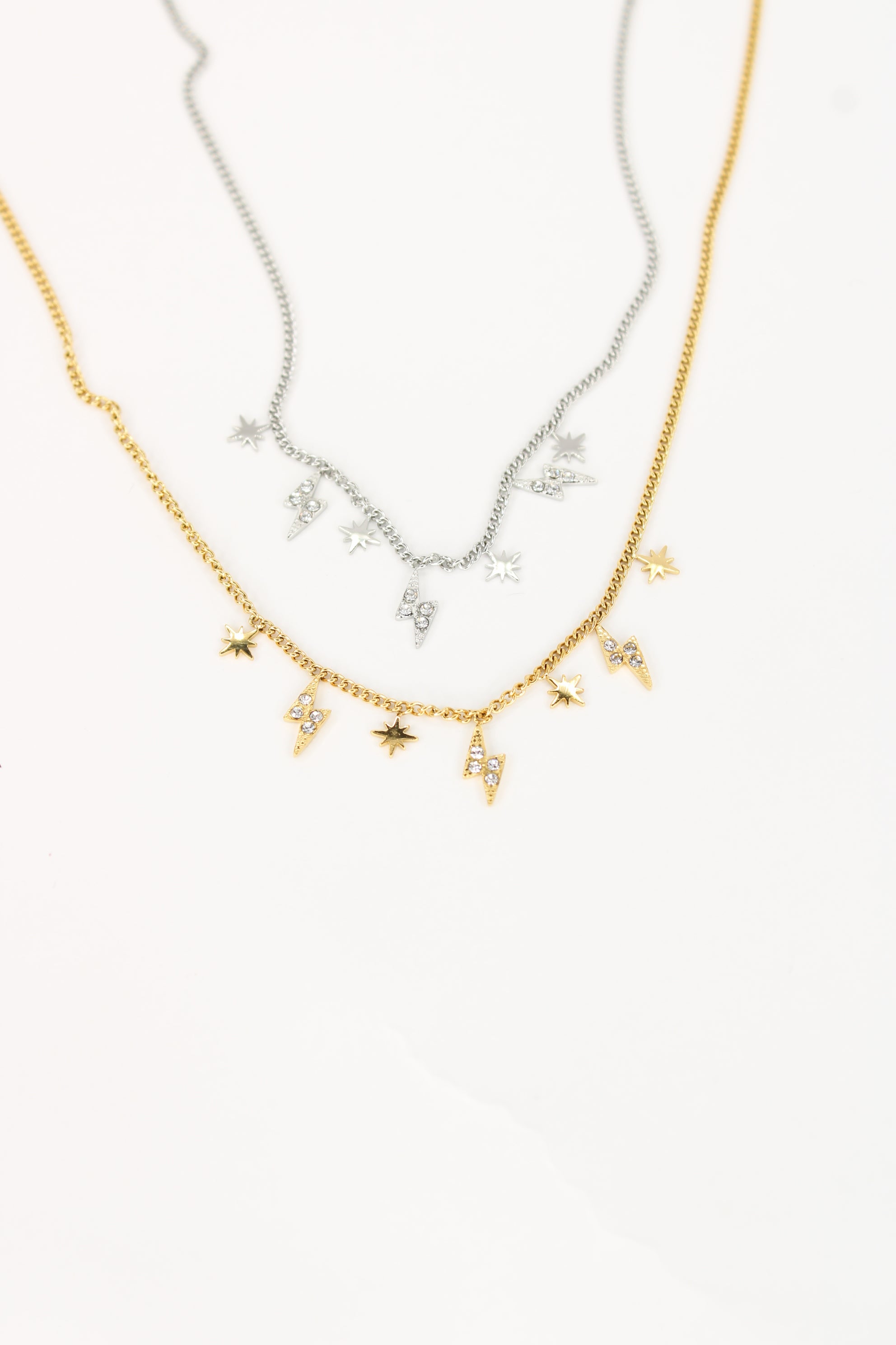 Collier Mélia – Collier Étoiles & Éclairs Scintillants Femme en Acier Inoxydable