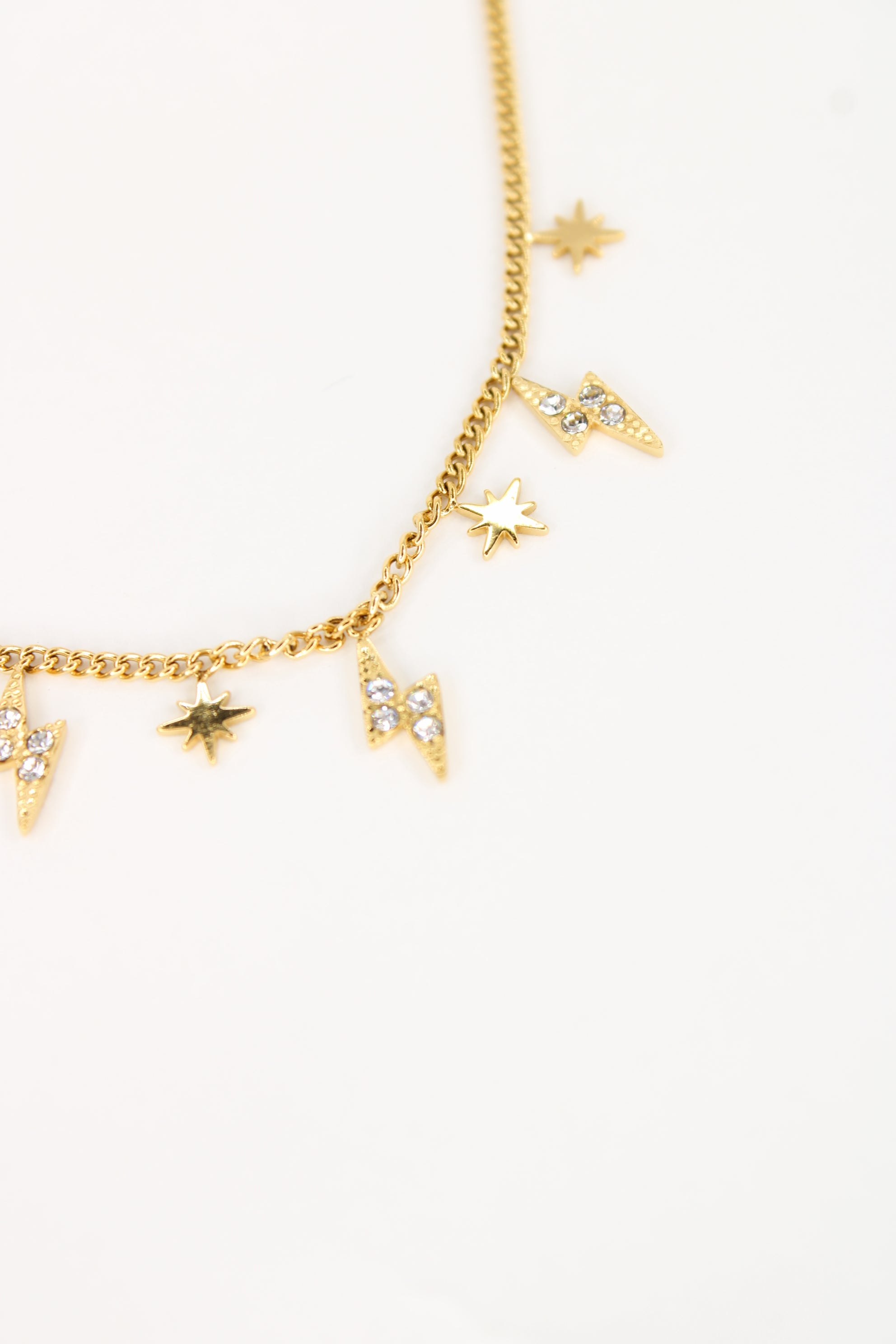 Collier Mélia – Collier Étoiles & Éclairs Scintillants Femme en Acier Inoxydable