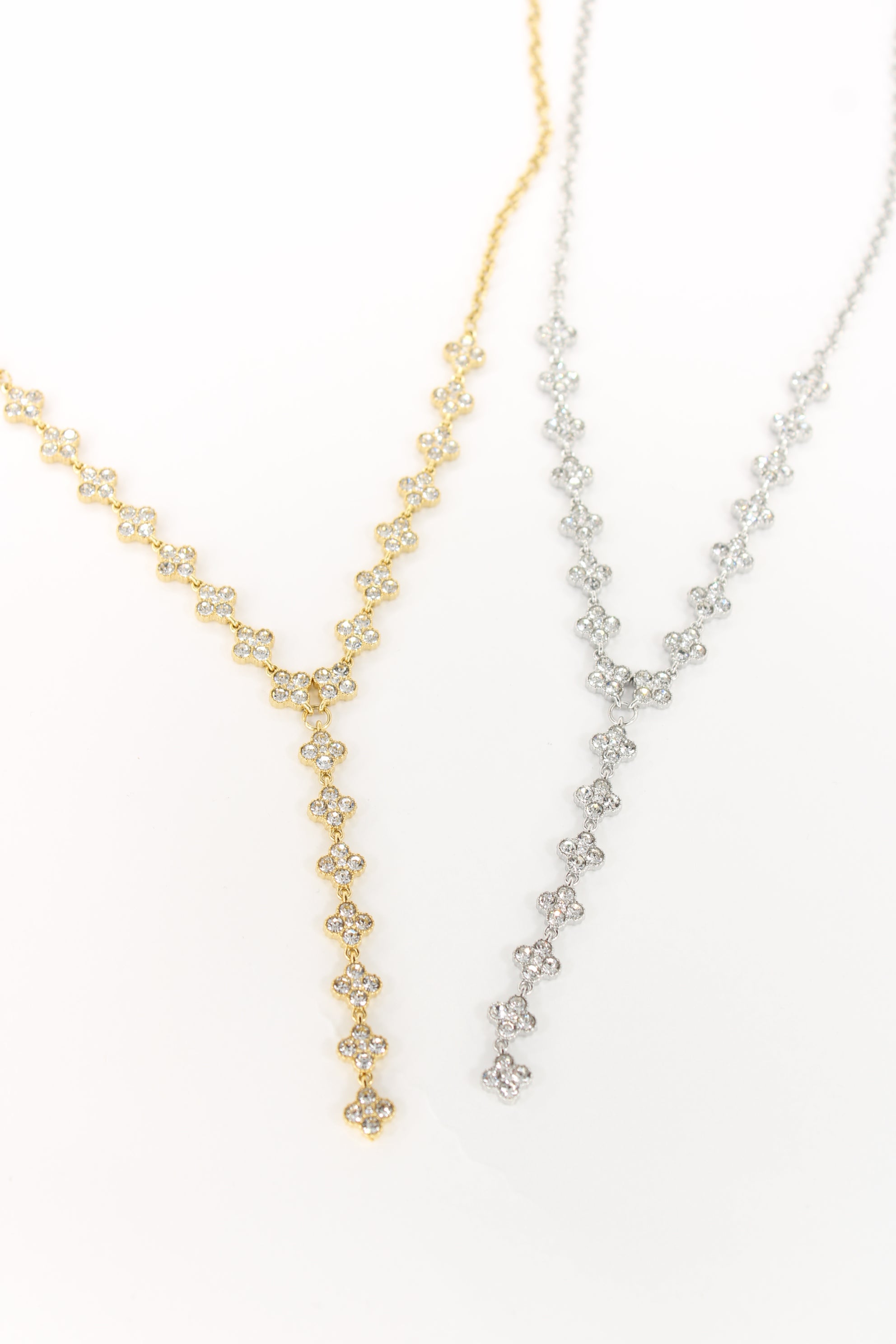 Collier Daisy doré — Collier fleurs scintillantes élégantes