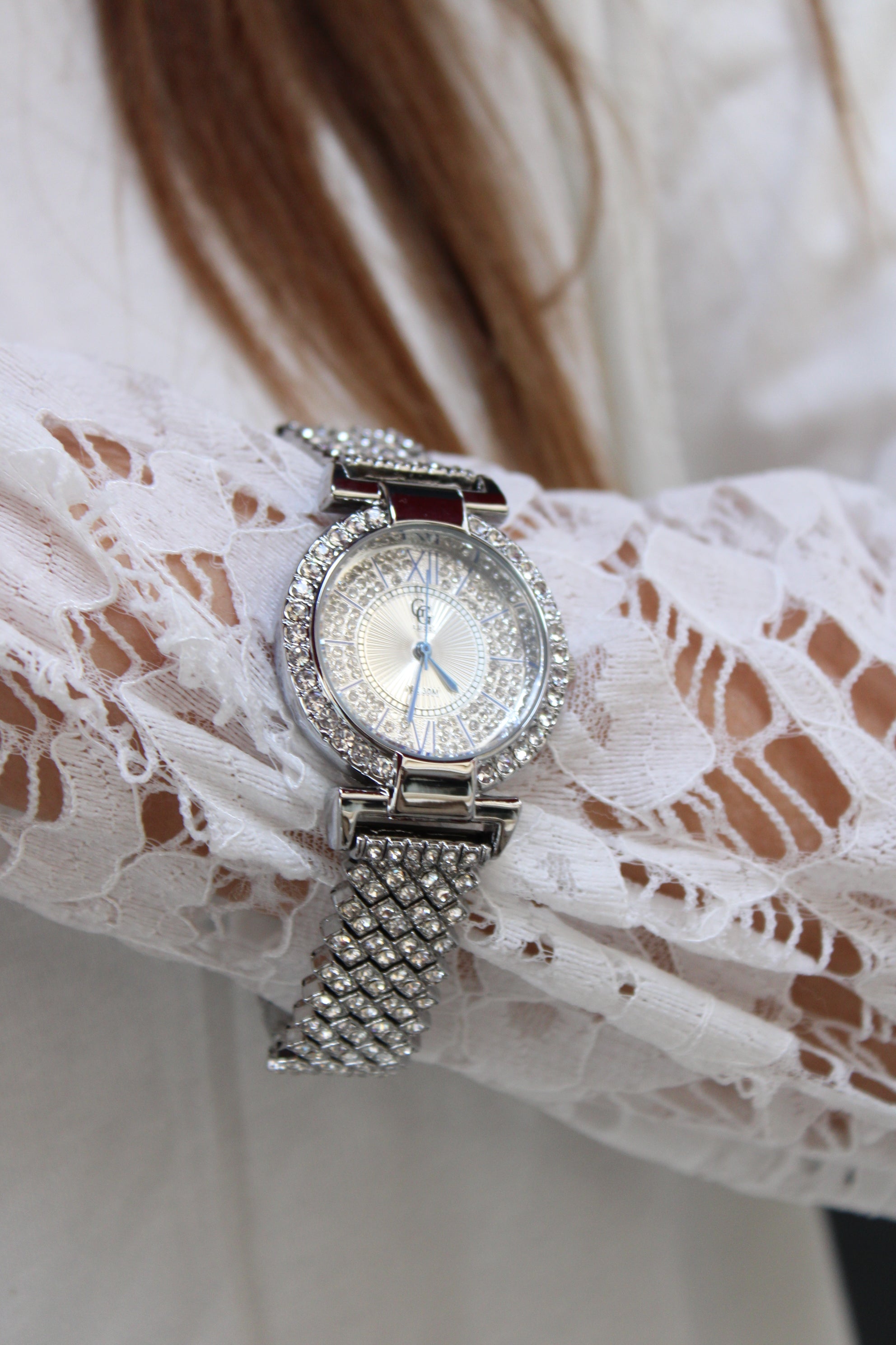 Montre Issa