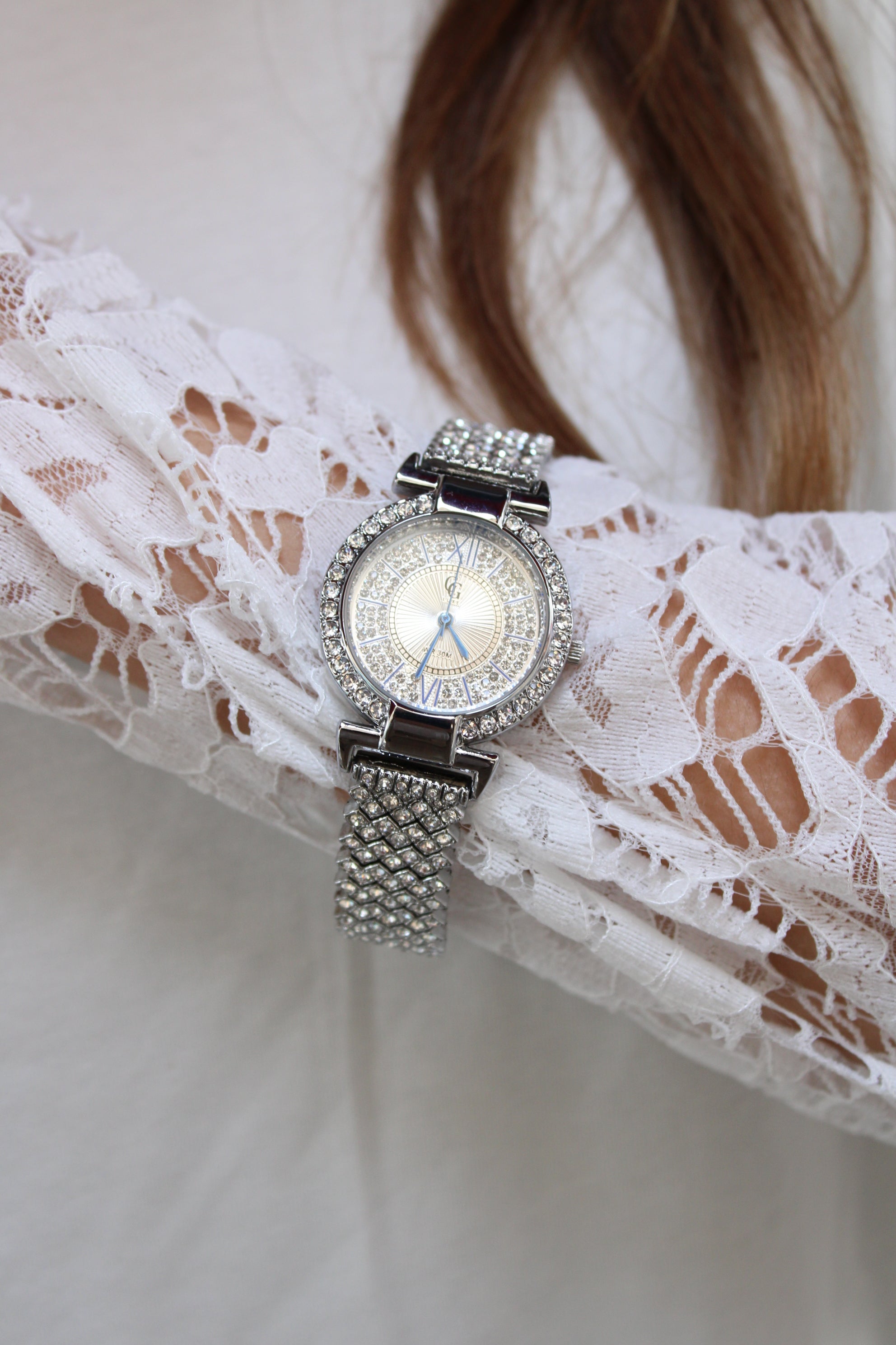 Montre Issa