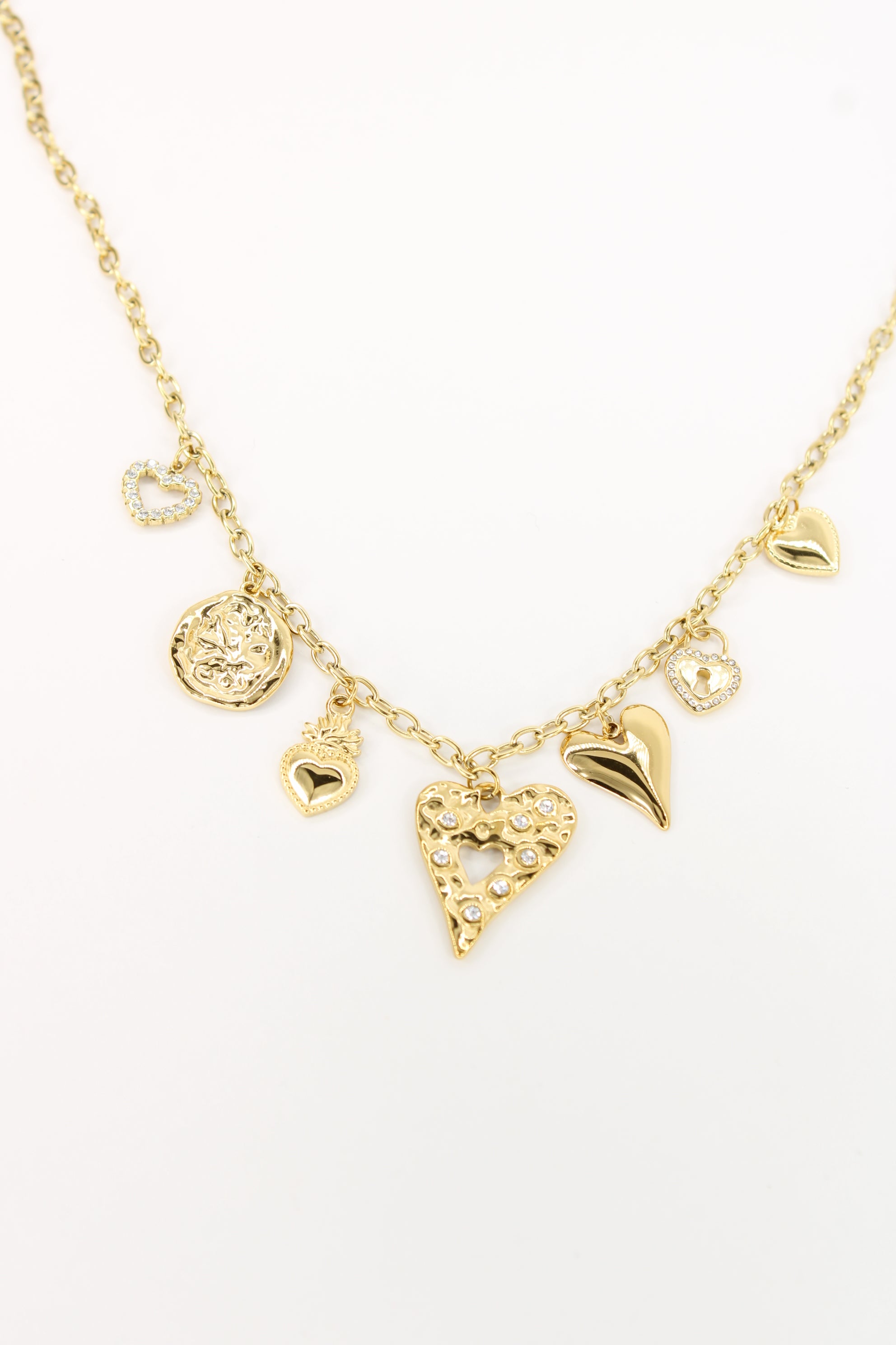✨ Collier Amoria – Collier Charms Cœurs Dorés