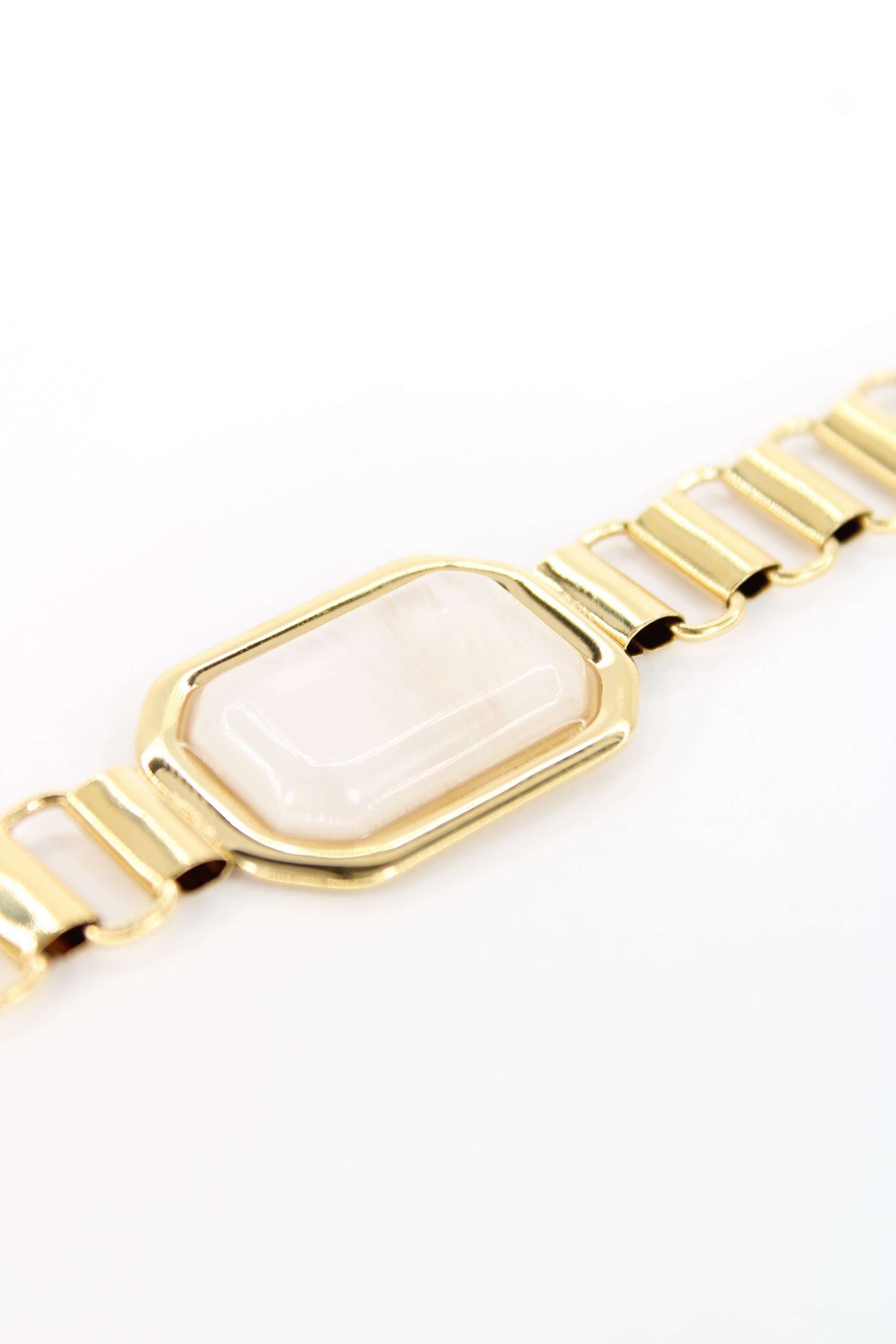 ✨ Bracelet Althéa Nacre – Bracelet Doré et Pierre Nacrée