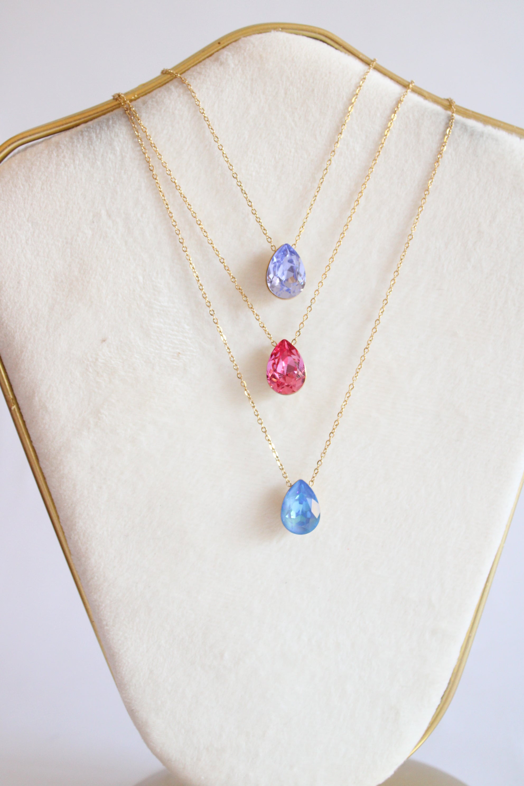 Leona Necklace