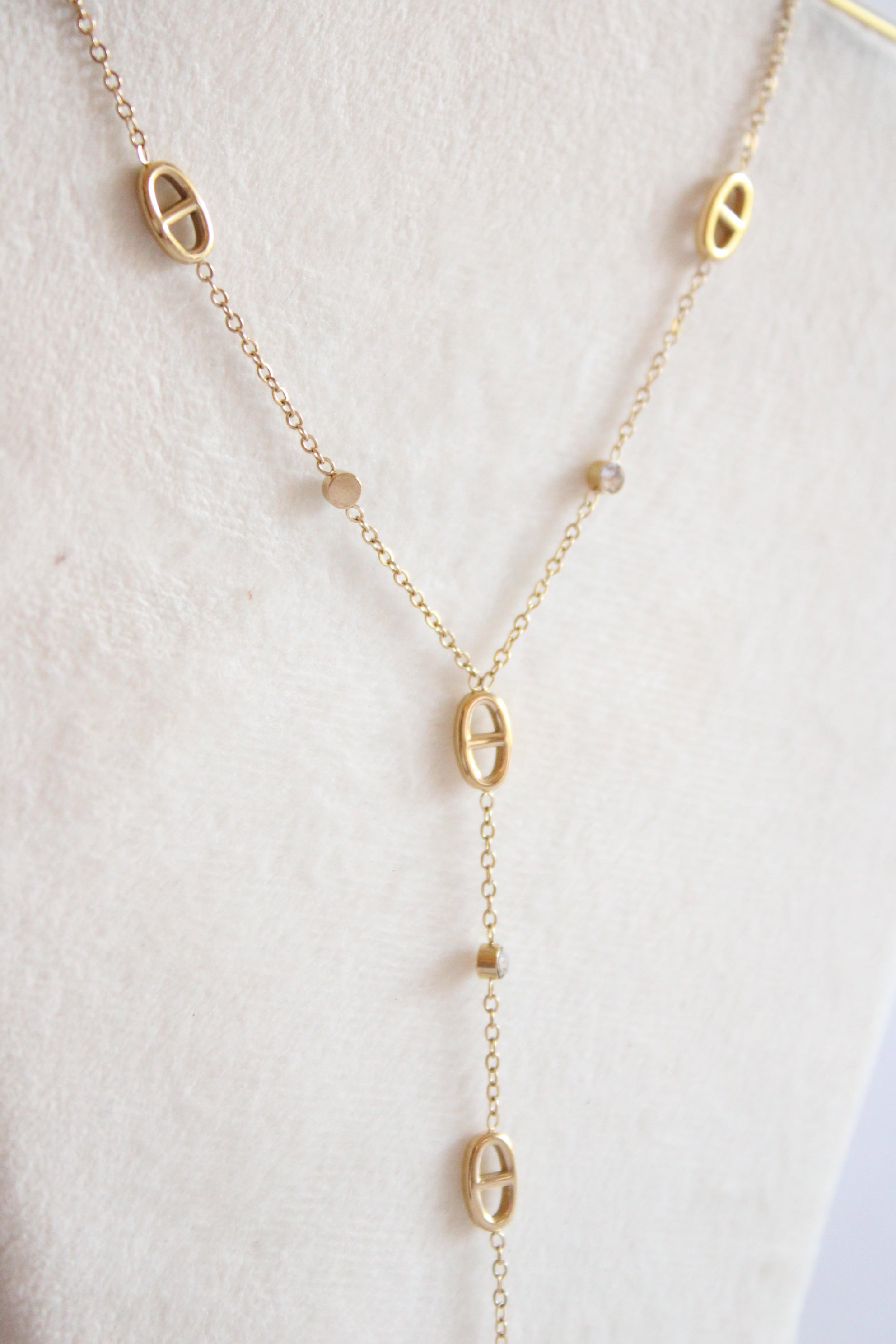 Calista necklace
