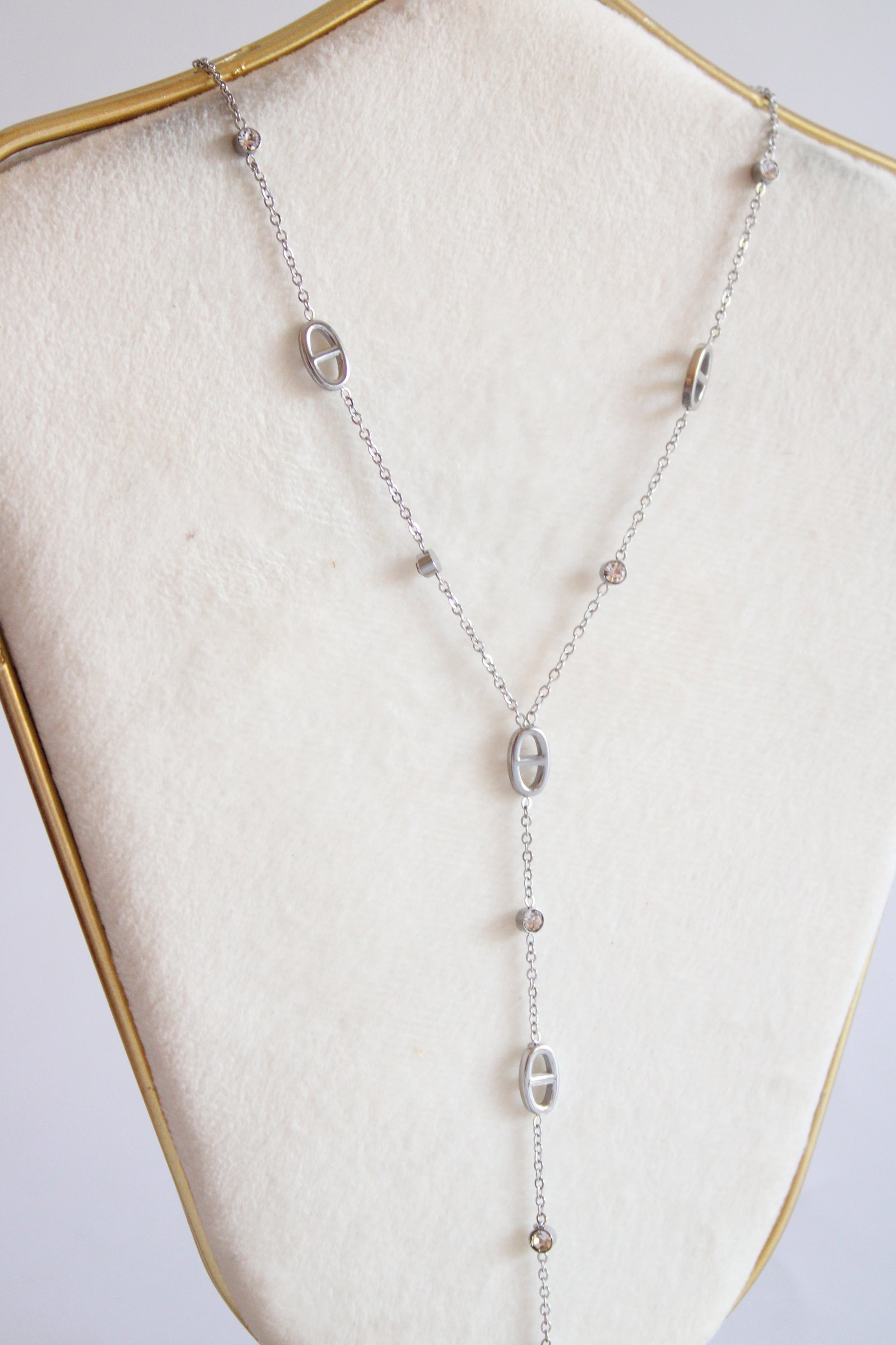 Calista necklace