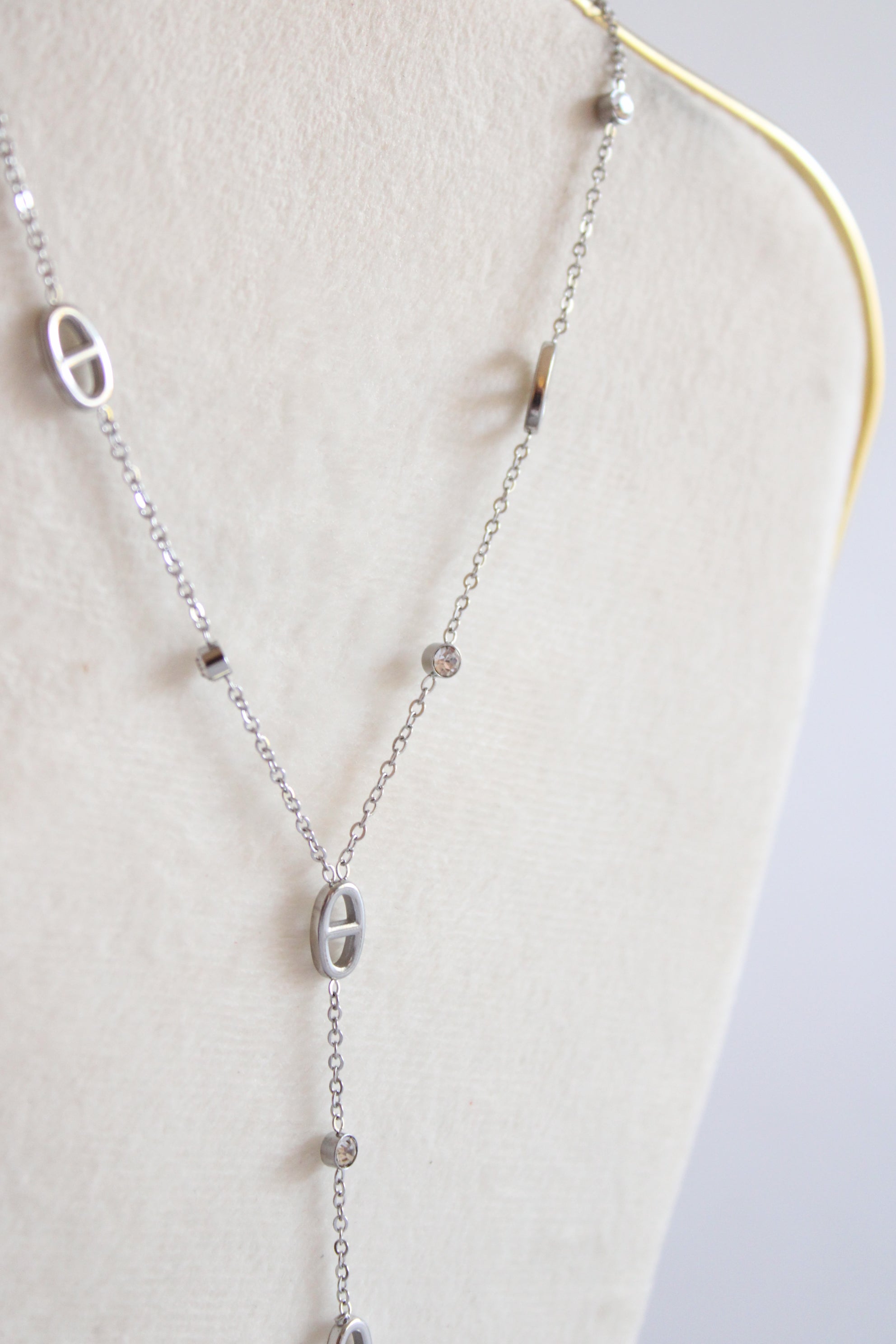Calista necklace