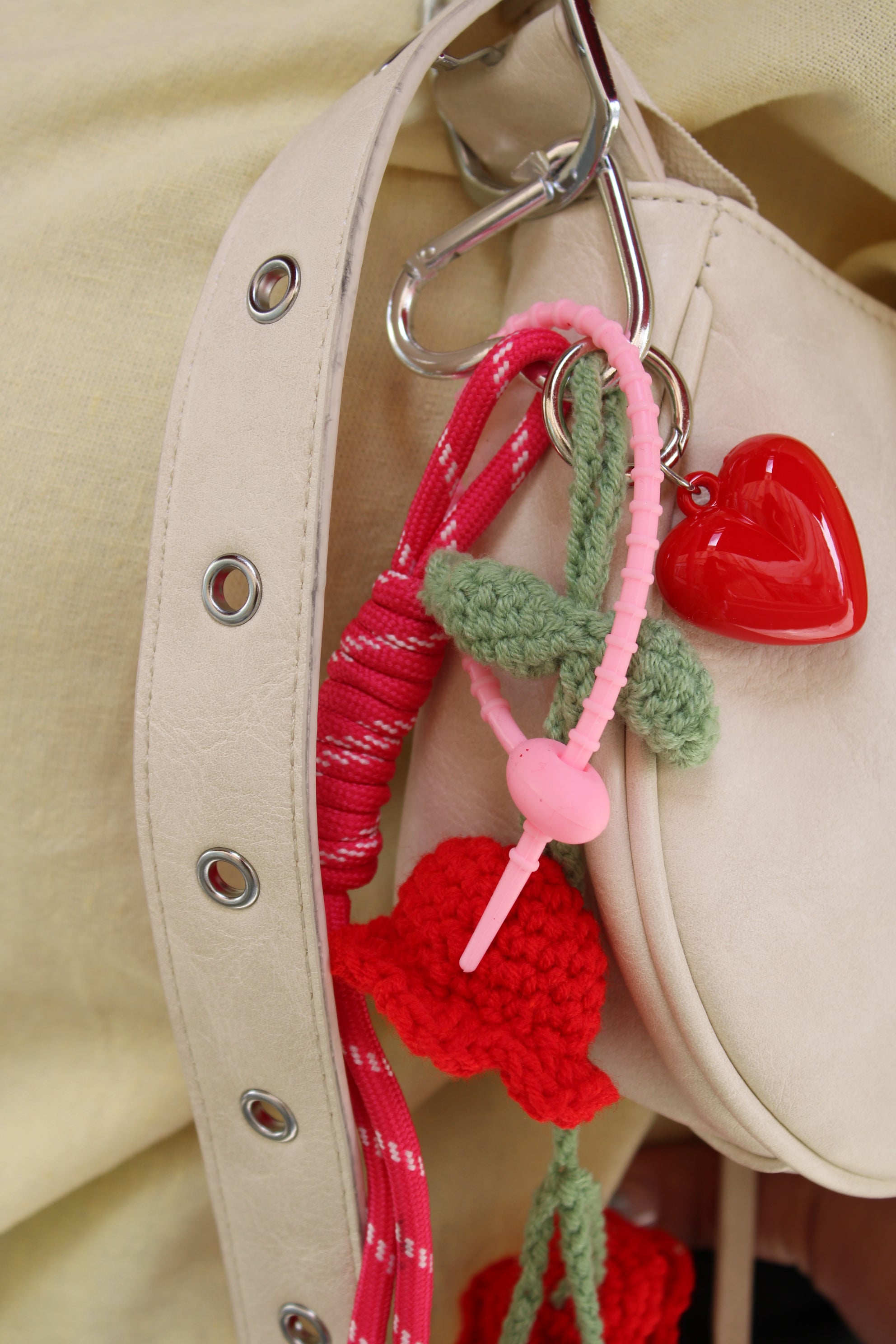 Grigri Fleur rouge