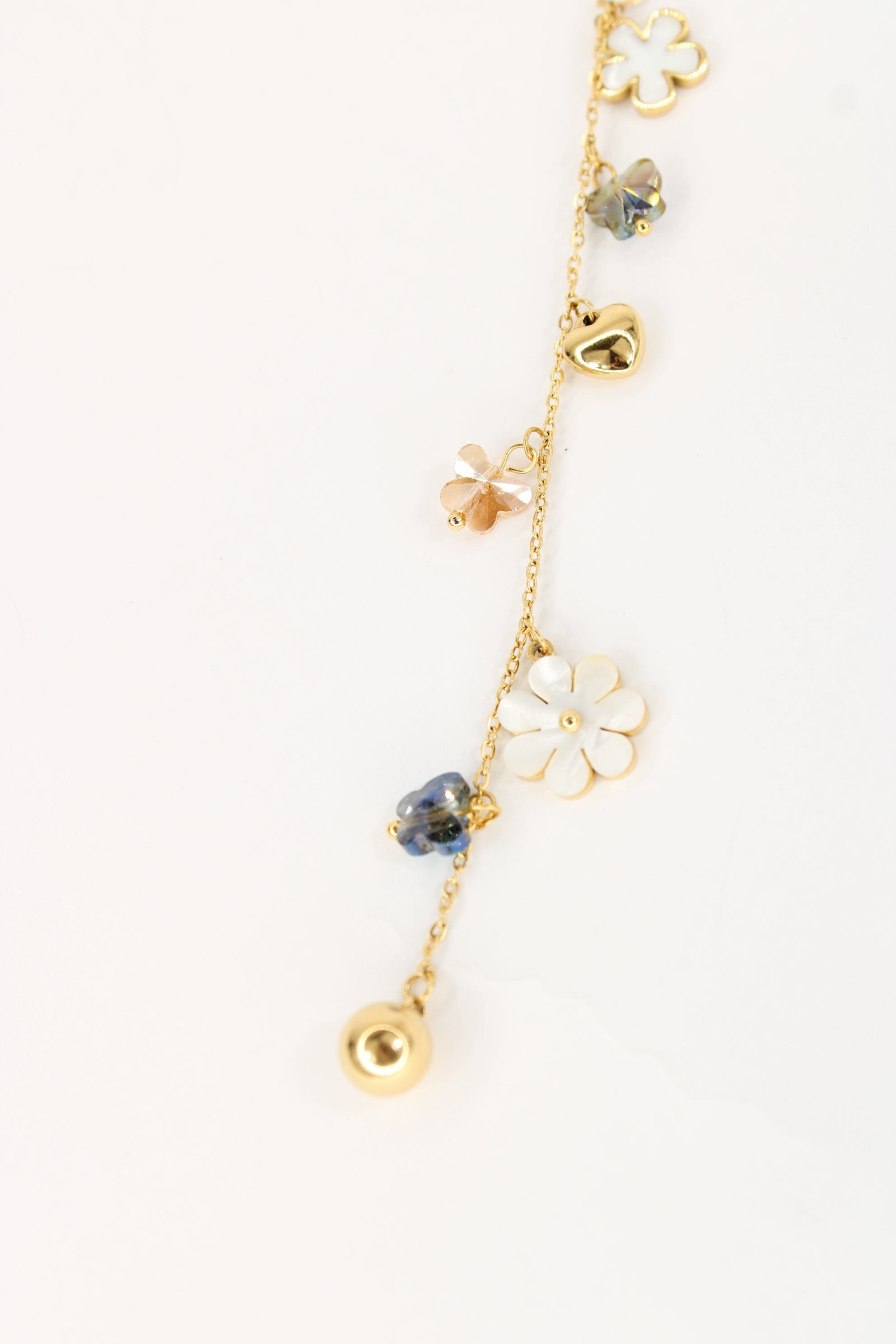 ✨ Collier Ella – Fleurs & Charms Délicats