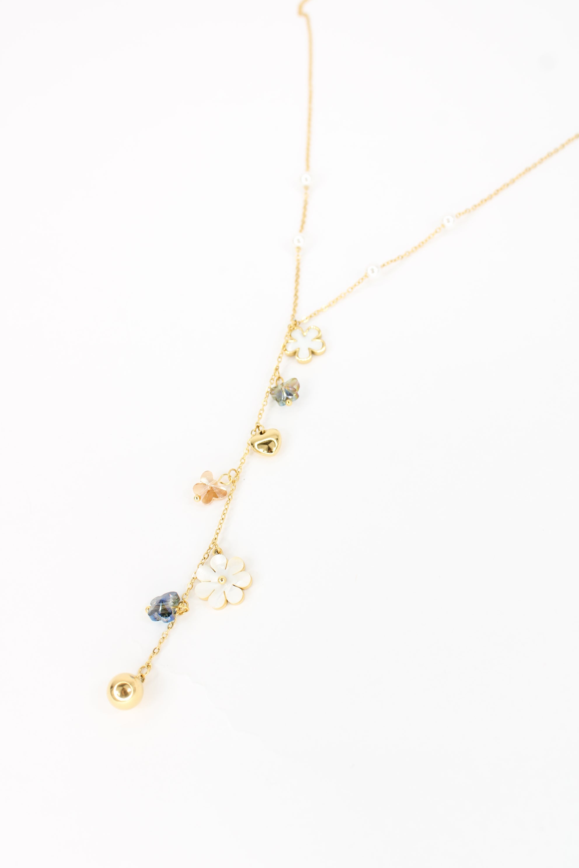 ✨ Collier Ella – Fleurs & Charms Délicats