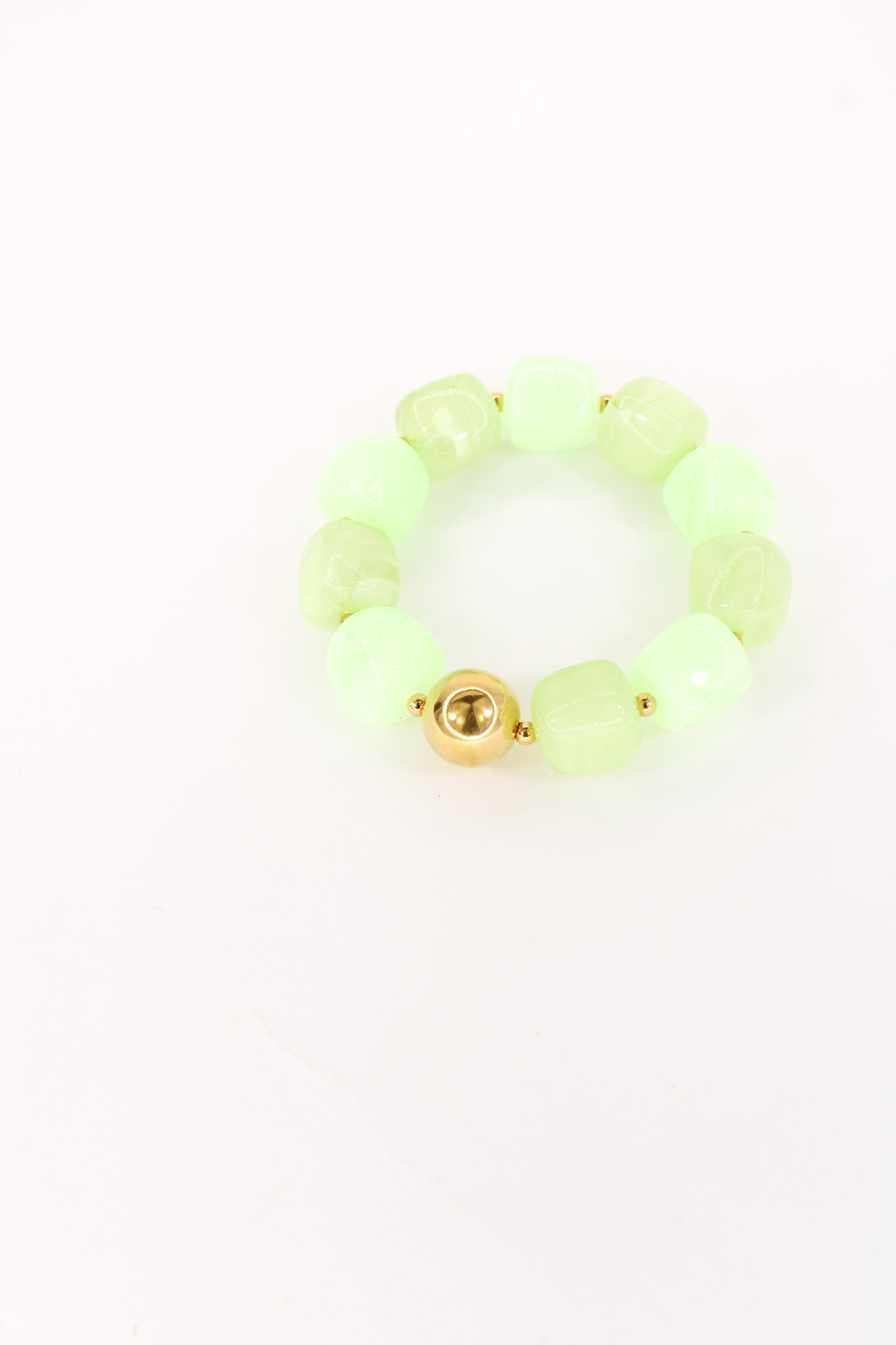 Bracelet Melina – Bracelet perles colorées et boule dorée