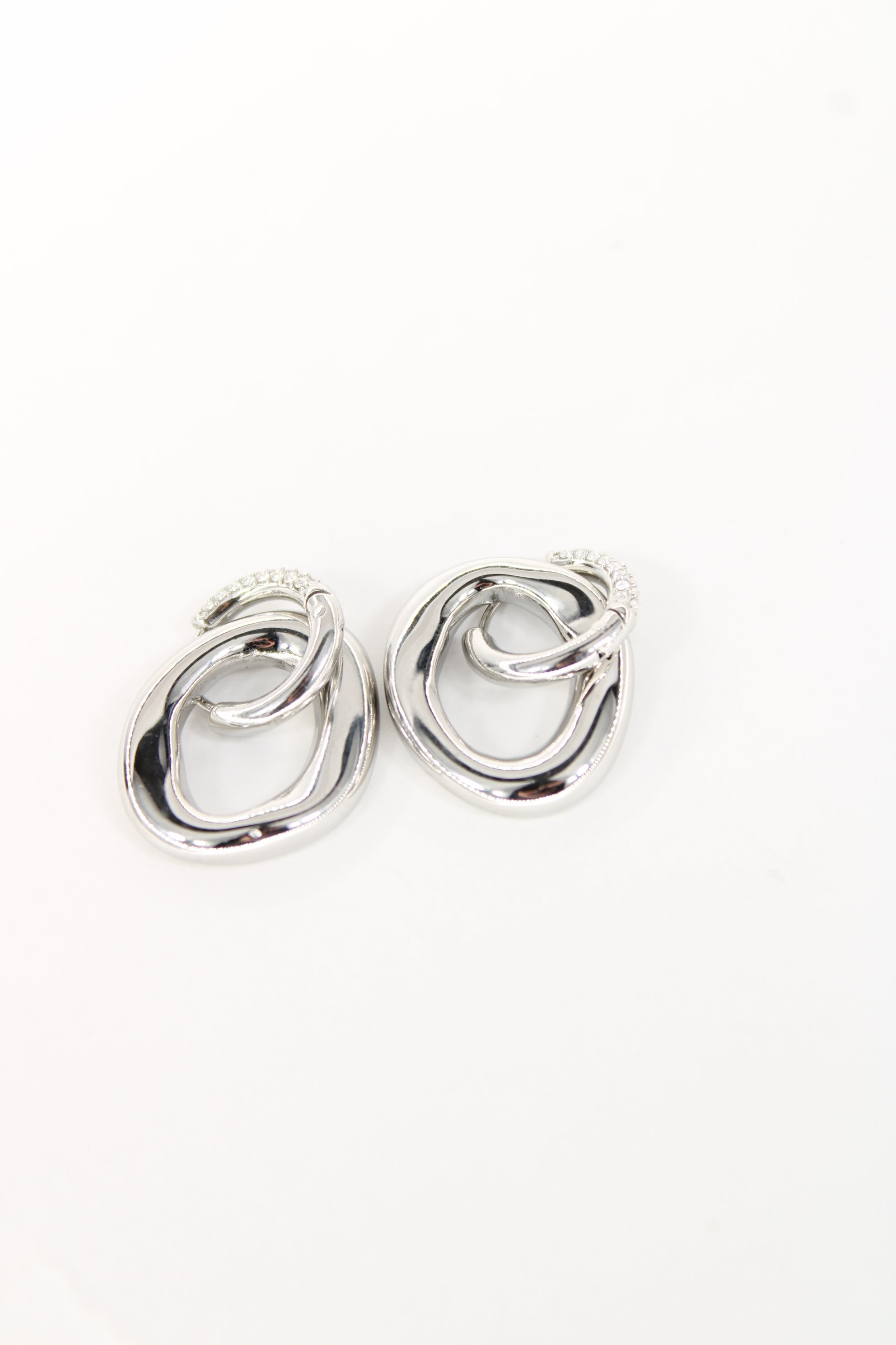 Boucles Gloria – Boucles d’oreilles anneaux doré ou argenté