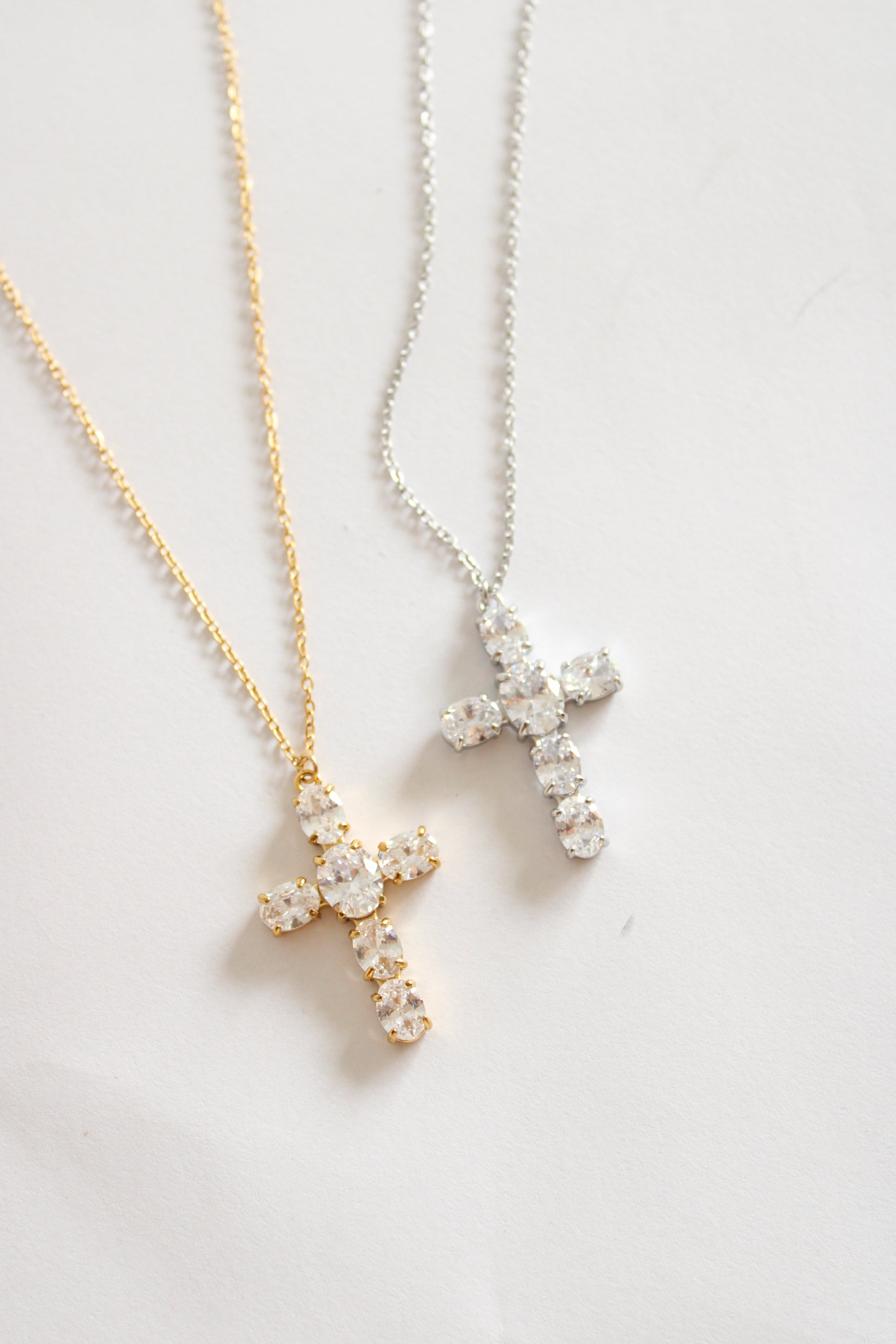 Mary Necklace