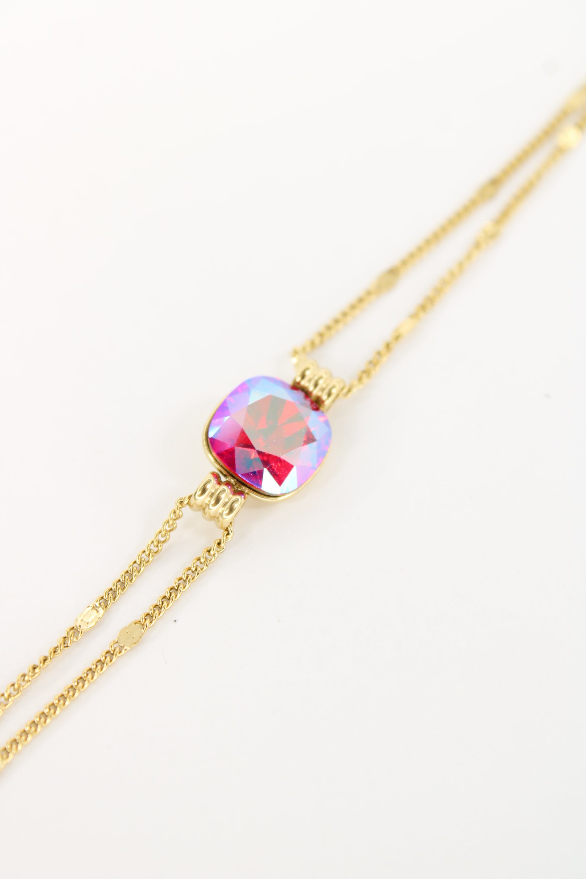 Bracelet Garance – Bracelet doré à cristaux Swarovski lumineux (création)