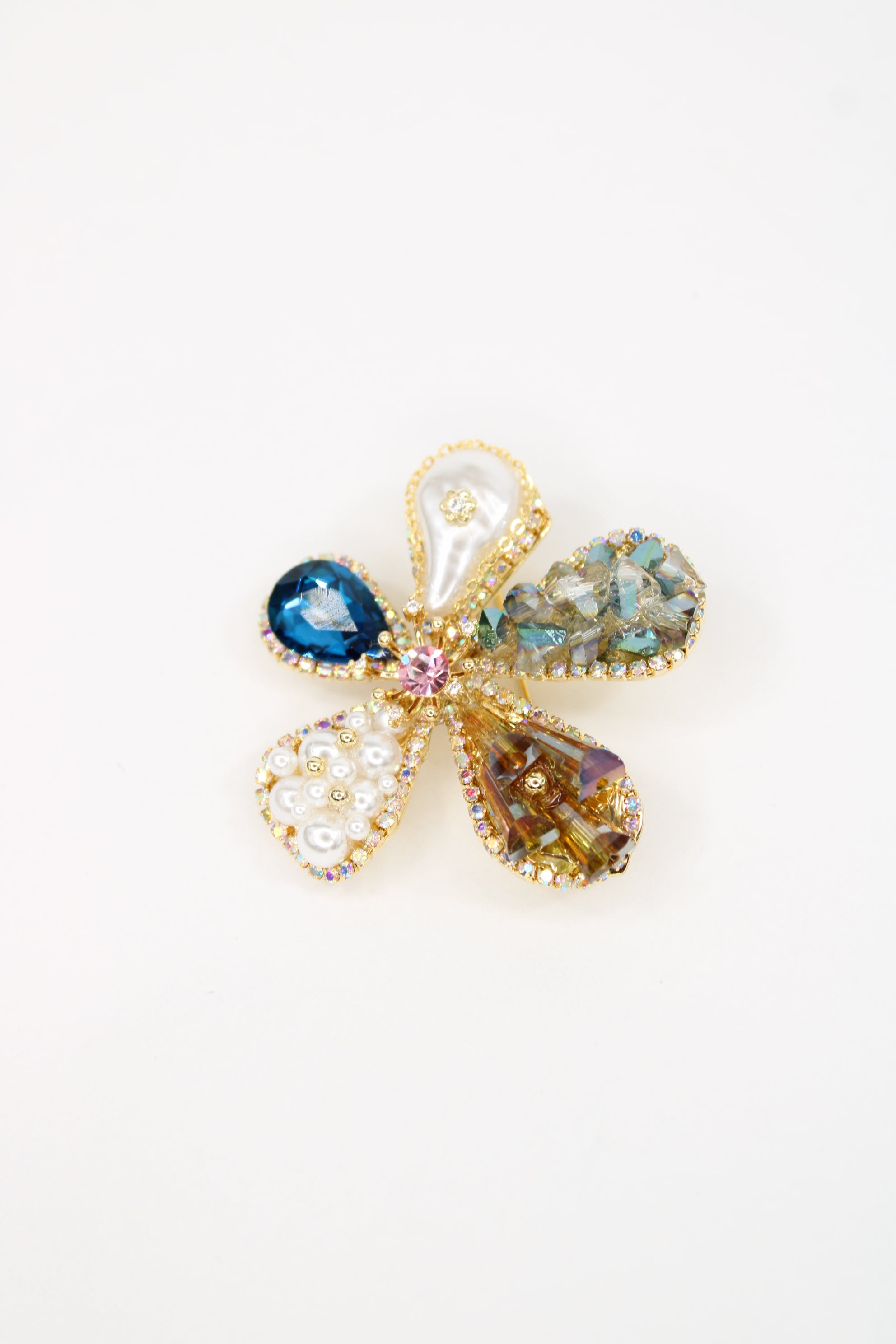 Broche fleur coloré