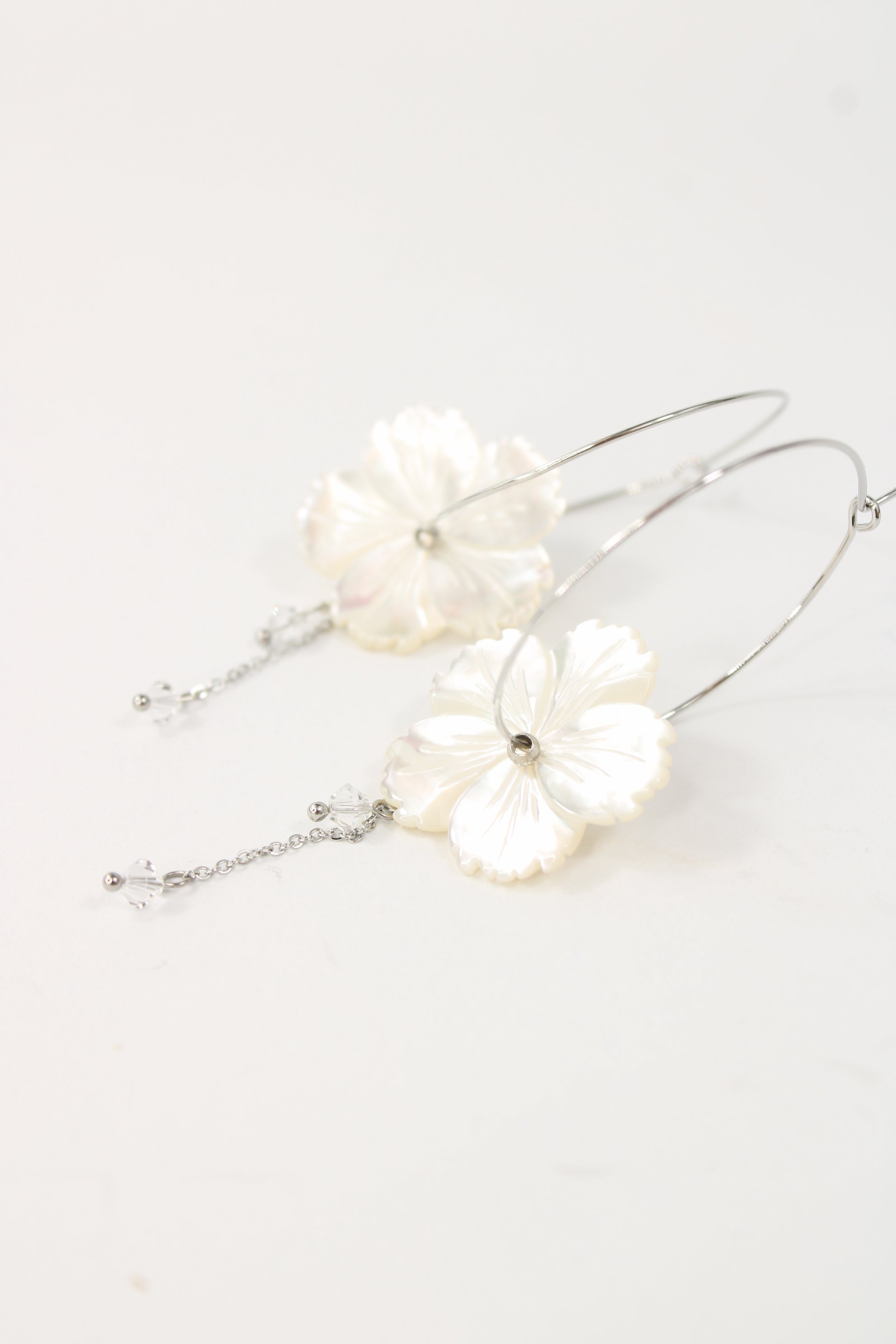 Boucles d'oreilles Camélia argenté