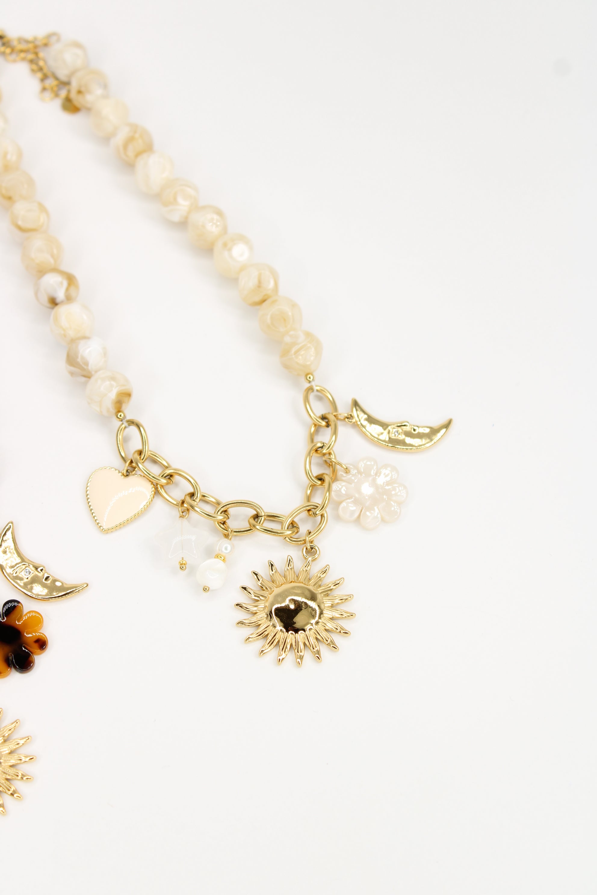 Collier Abby