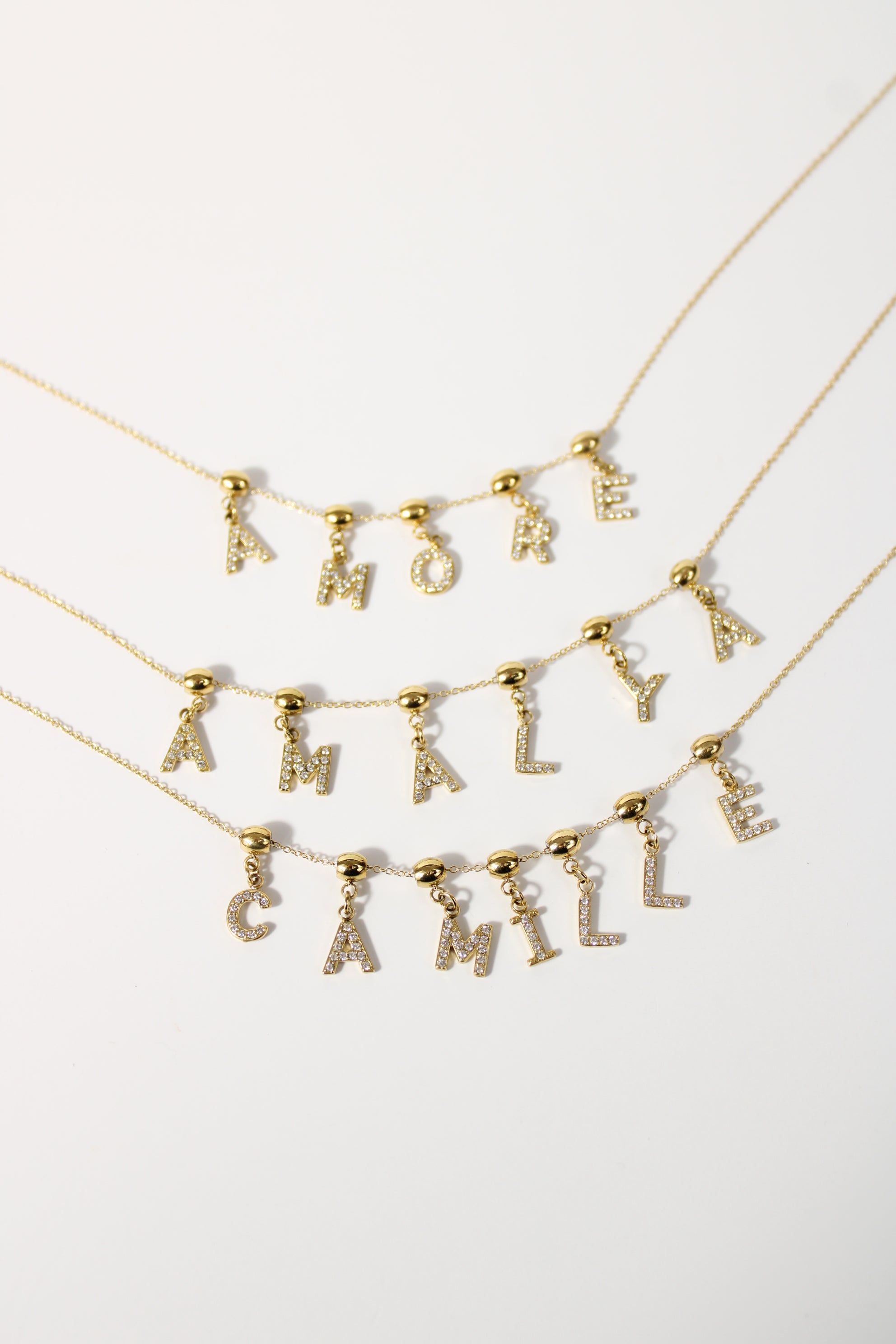 Personalized necklace (€30 to €84)