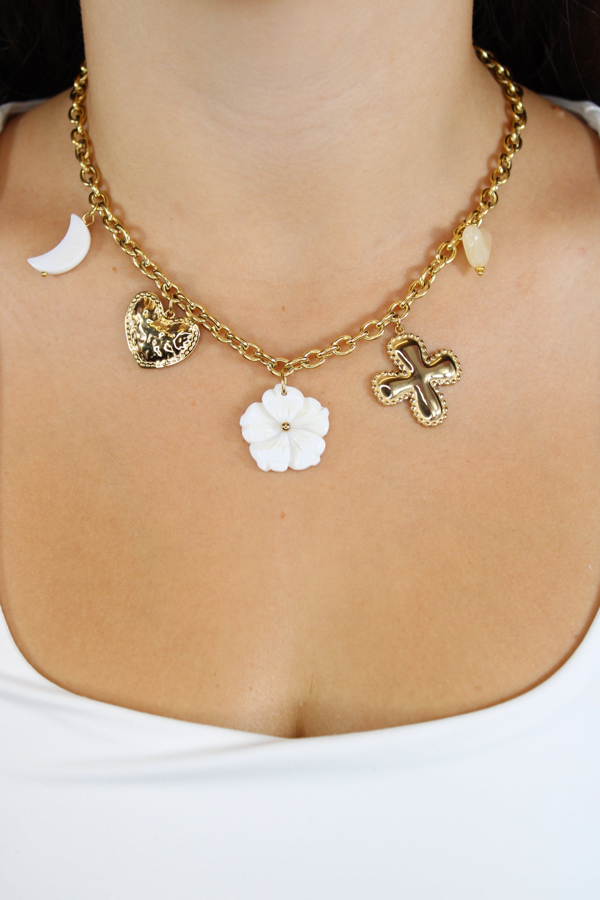 Collier Shella