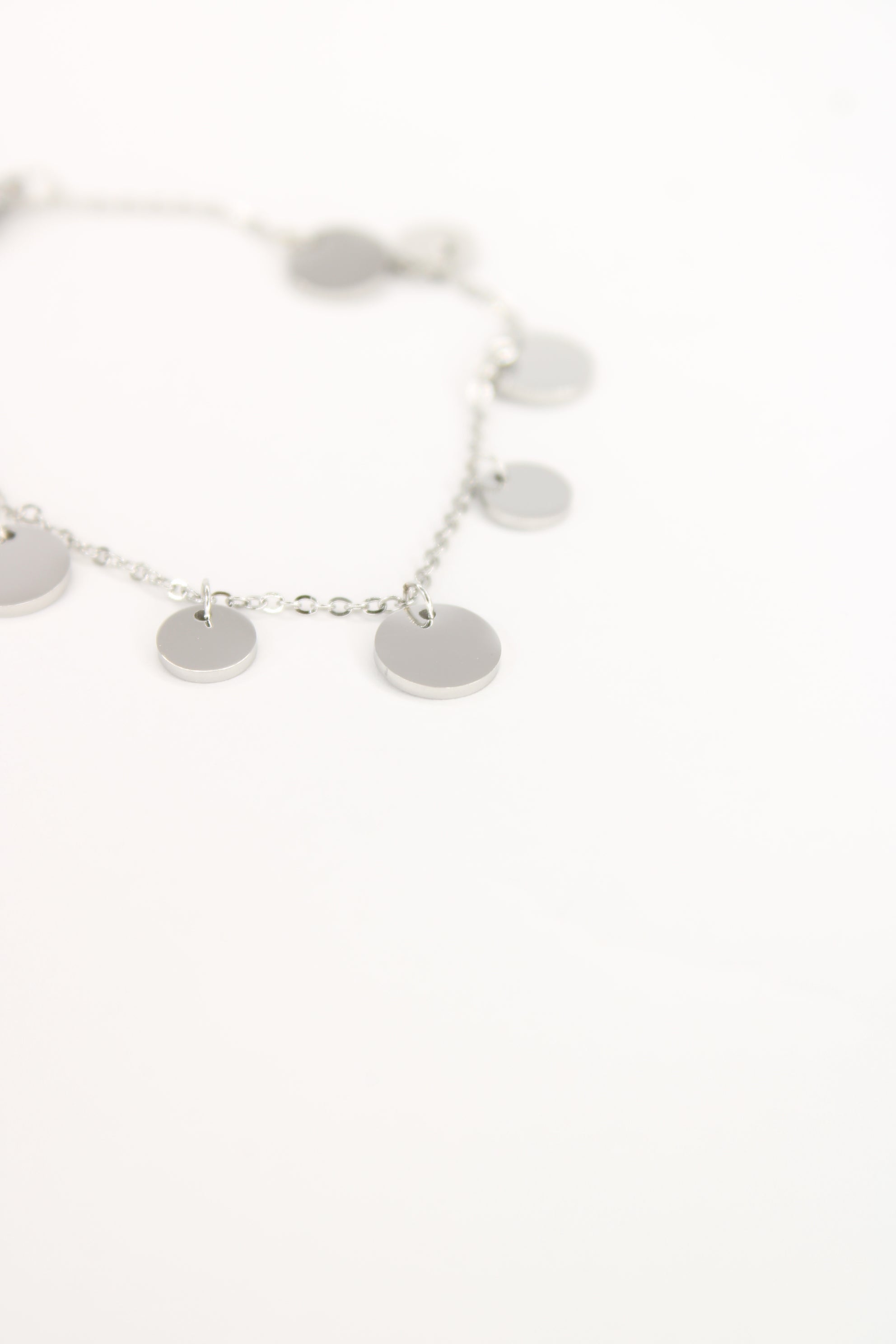 ✨Bracelet Lunéa - Bracelet Médaillons Délicats en Acier Inoxydable