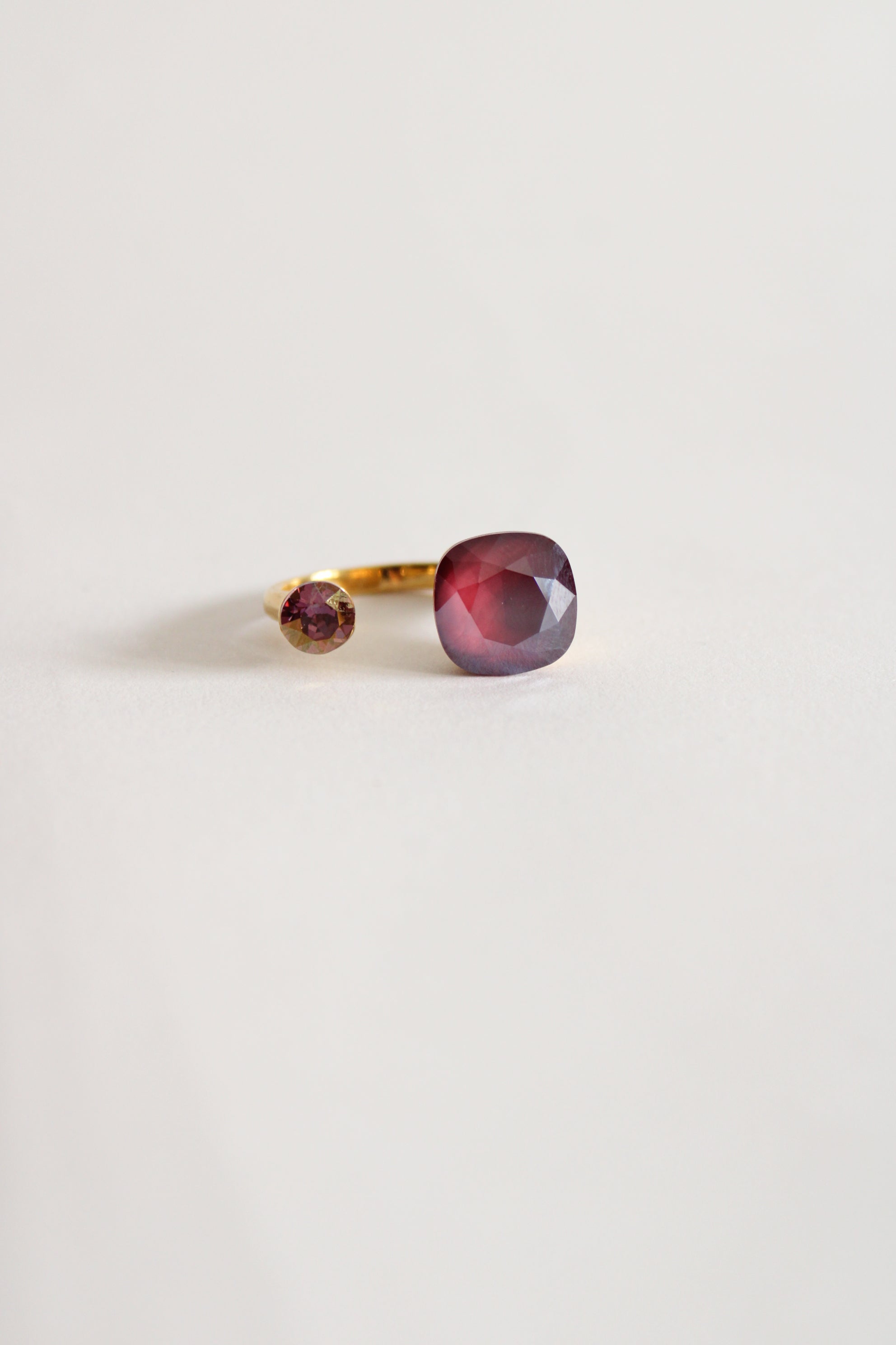 Bague Yuna ensanglantée