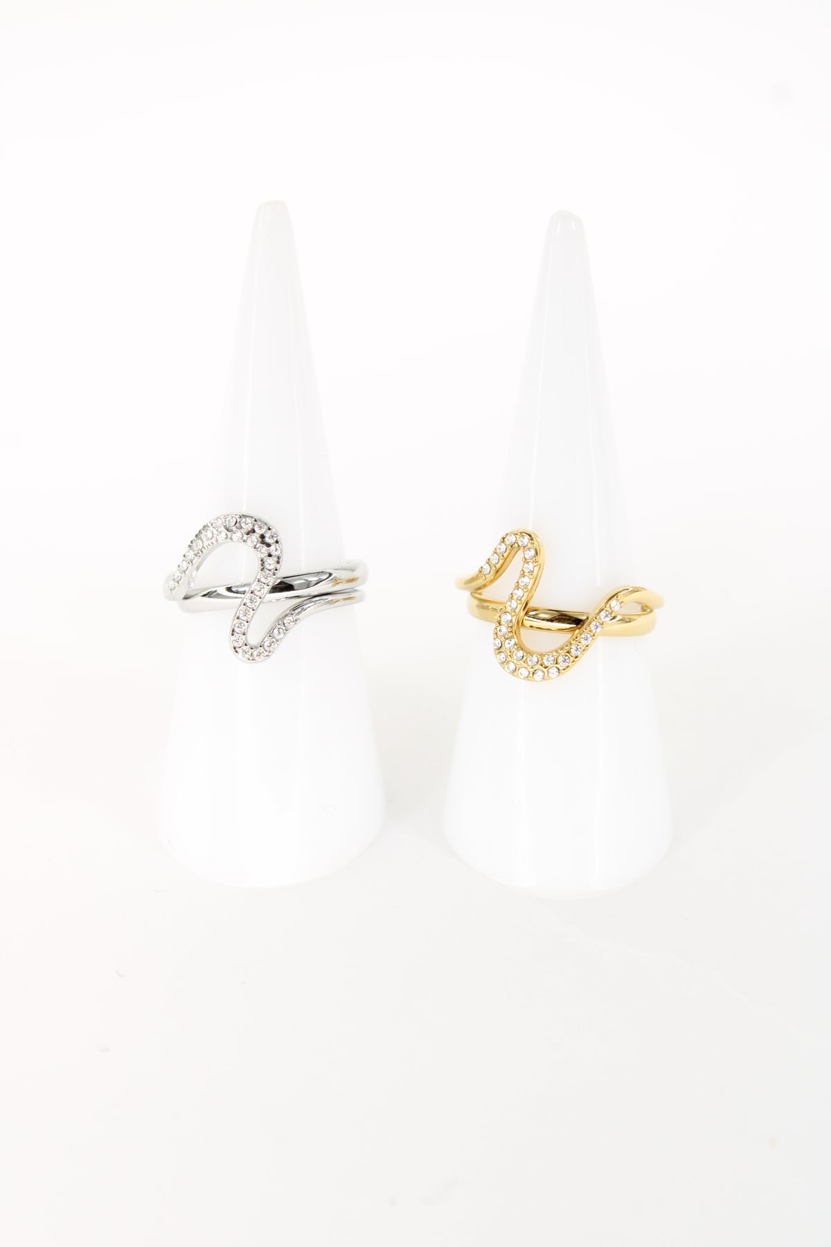 ✨ Bague Cecilia – Onde lumineuse ✨