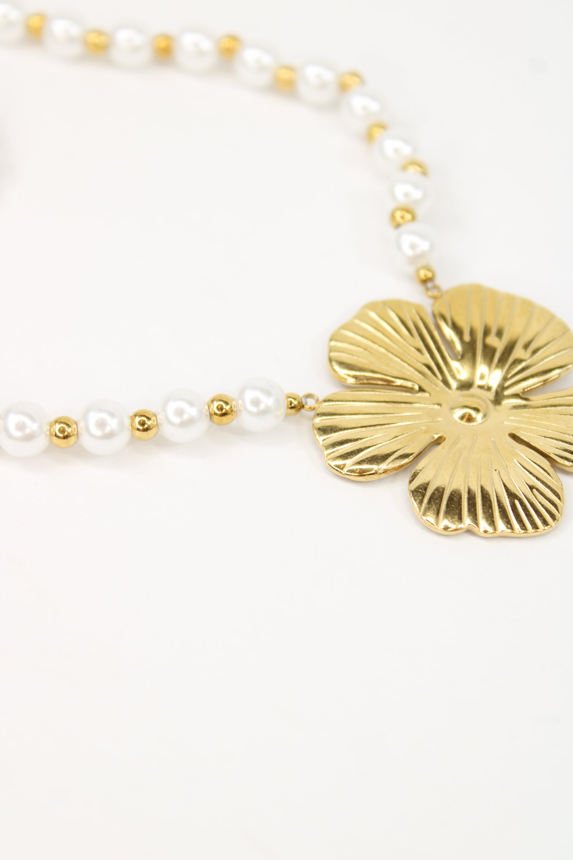 Collier Irina