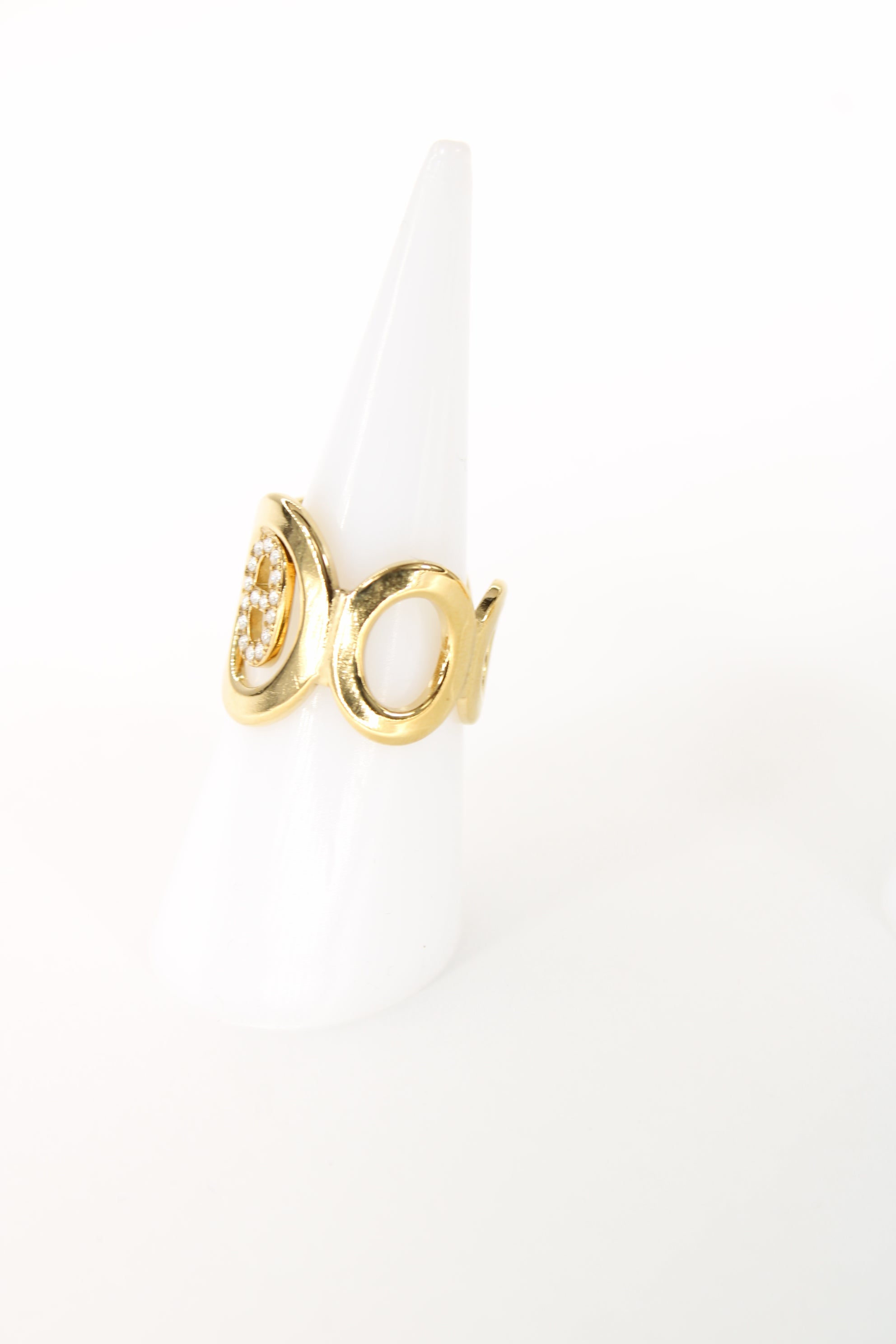 Bague Yena Dorée – Ovale Serti de Cristaux – Acier Inoxydable