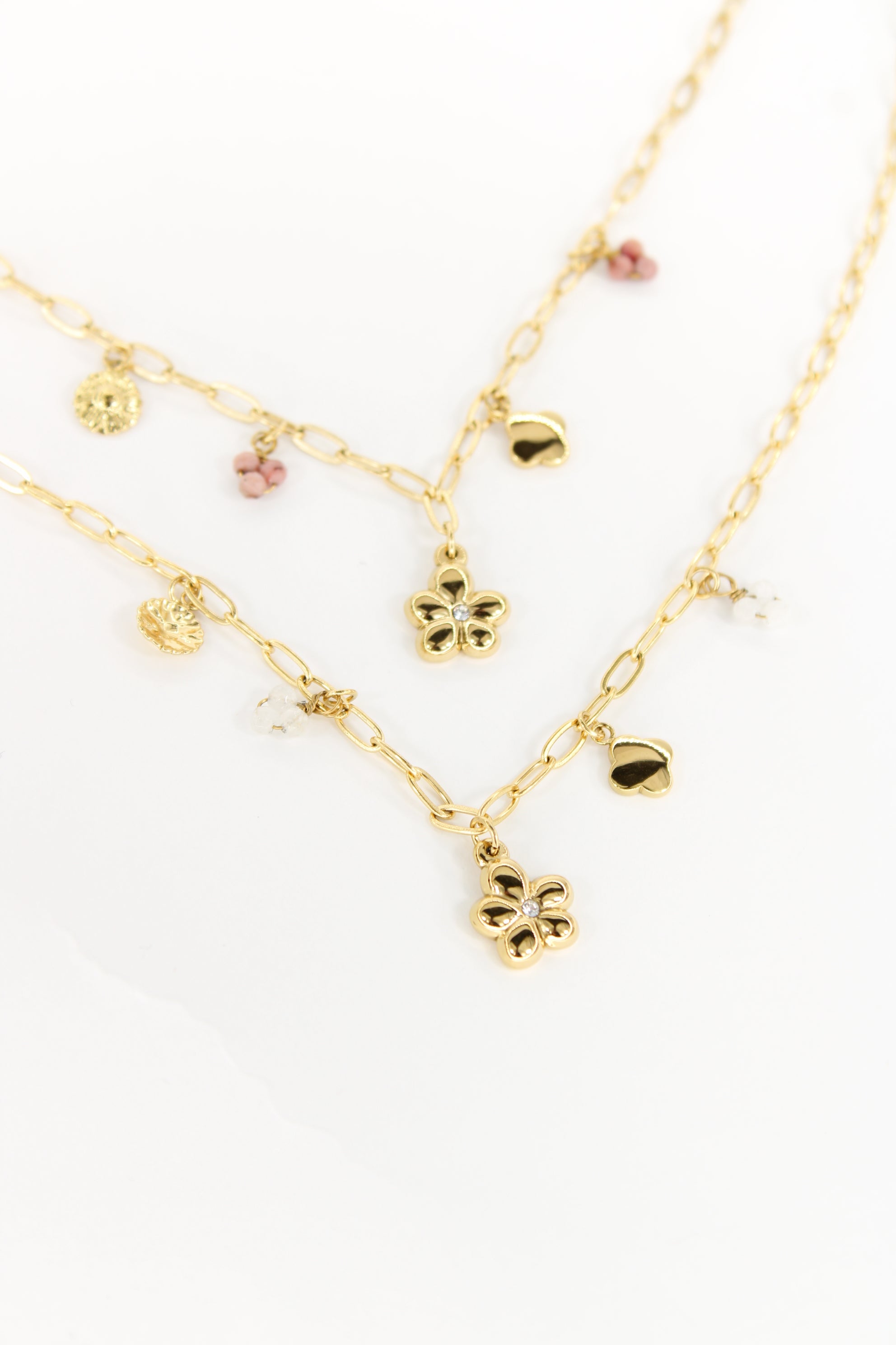 Collier Gisela à pampilles fleur et cœur en acier inoxydable doré – Bijou femme Langon