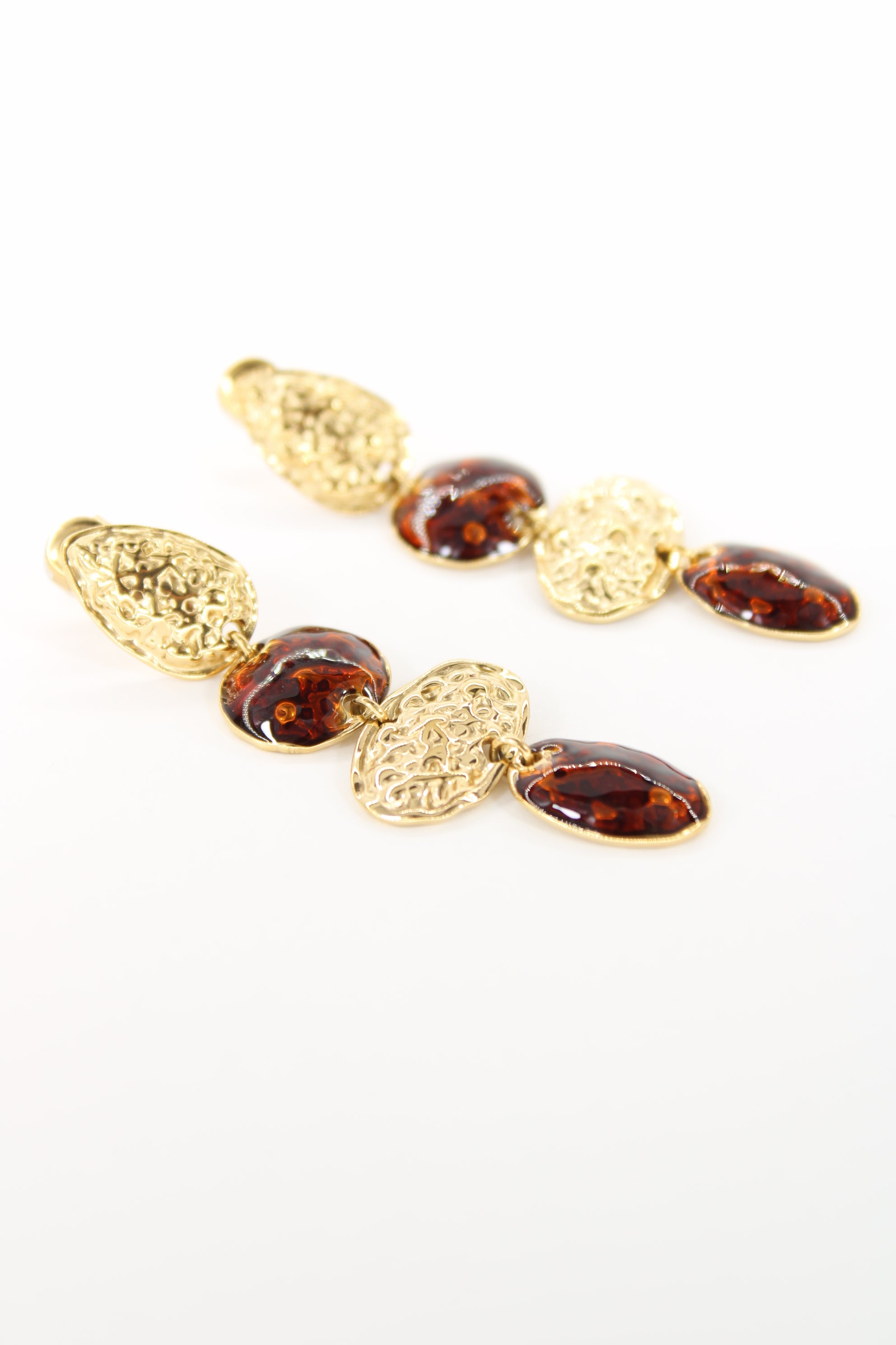 ✨ Boucles d’Oreilles Leila Dorées & Ambre – Pendantes – Acier Inoxydable