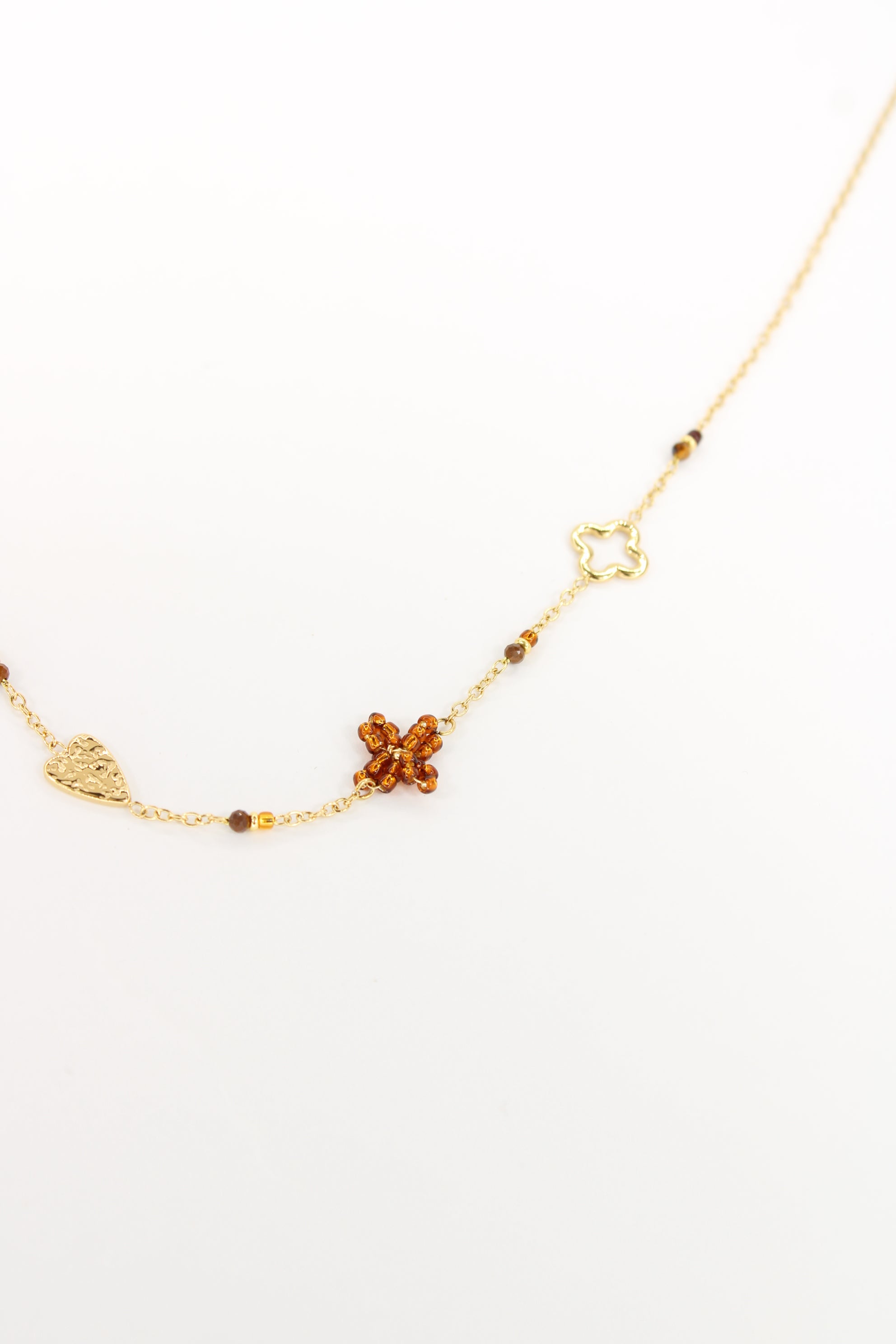 Collier Mina – Délicat & symbolique