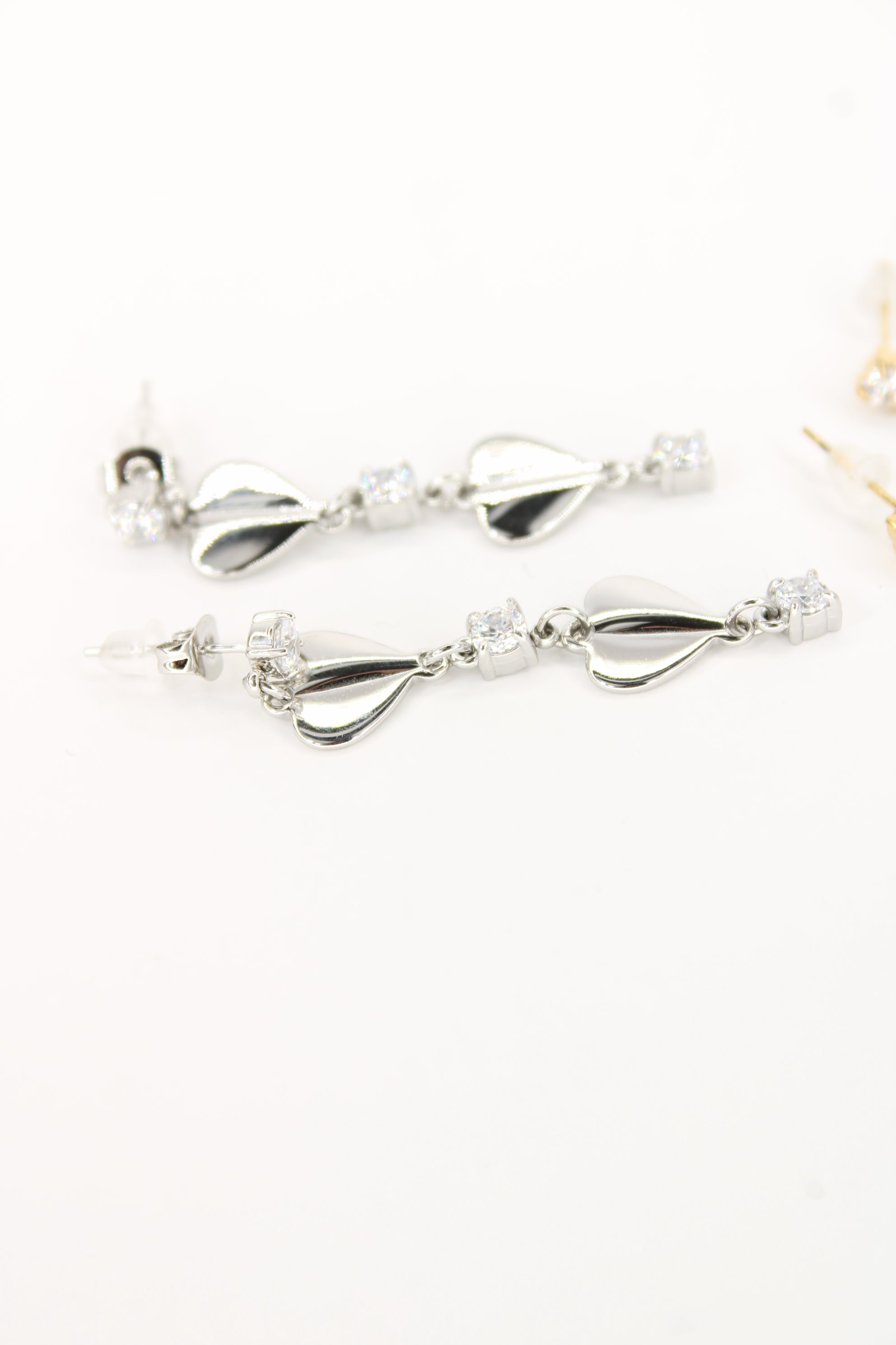 ✨ Boucles d'oreilles Amoria - Boucles Coeurs Élégantes en Acier Inoxydable