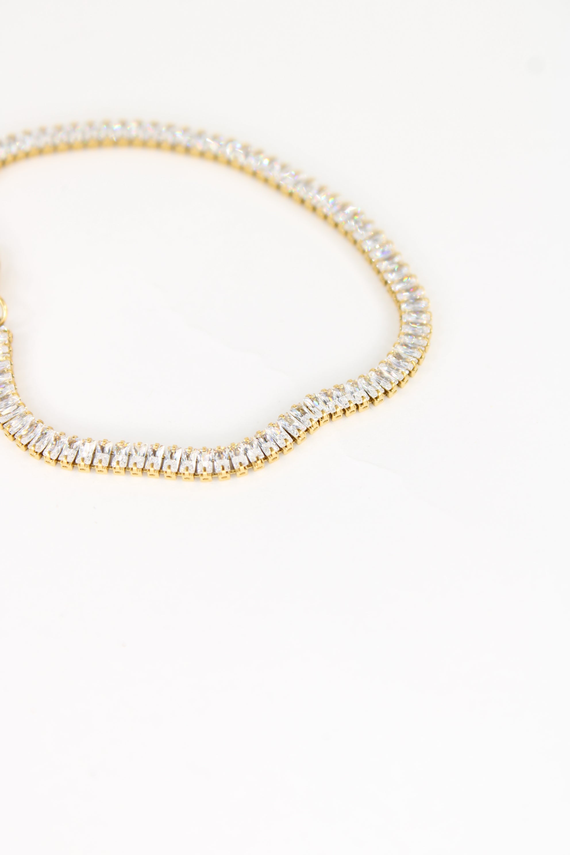 Bracelet Félya – Bracelet Femme Strass & Élégance en Acier Inoxydable