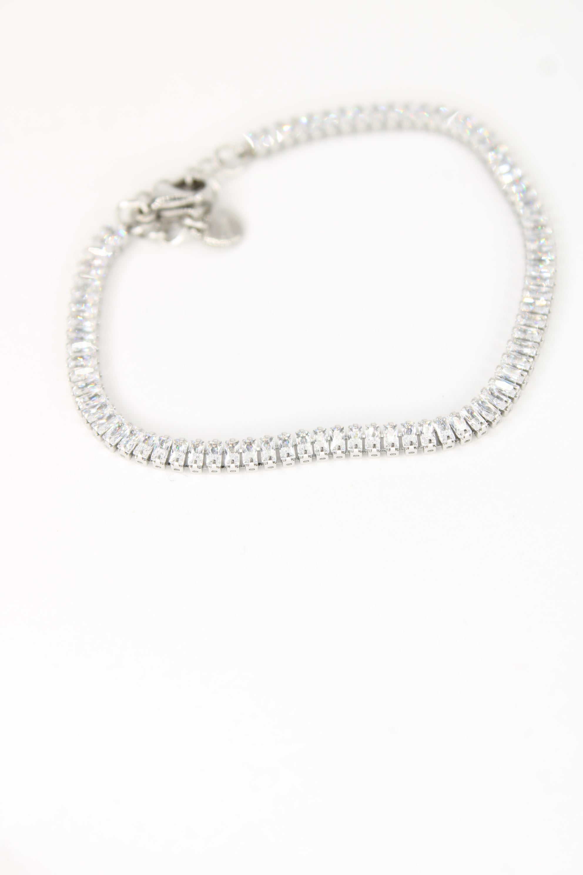 Bracelet Félya – Bracelet Femme Strass & Élégance en Acier Inoxydable