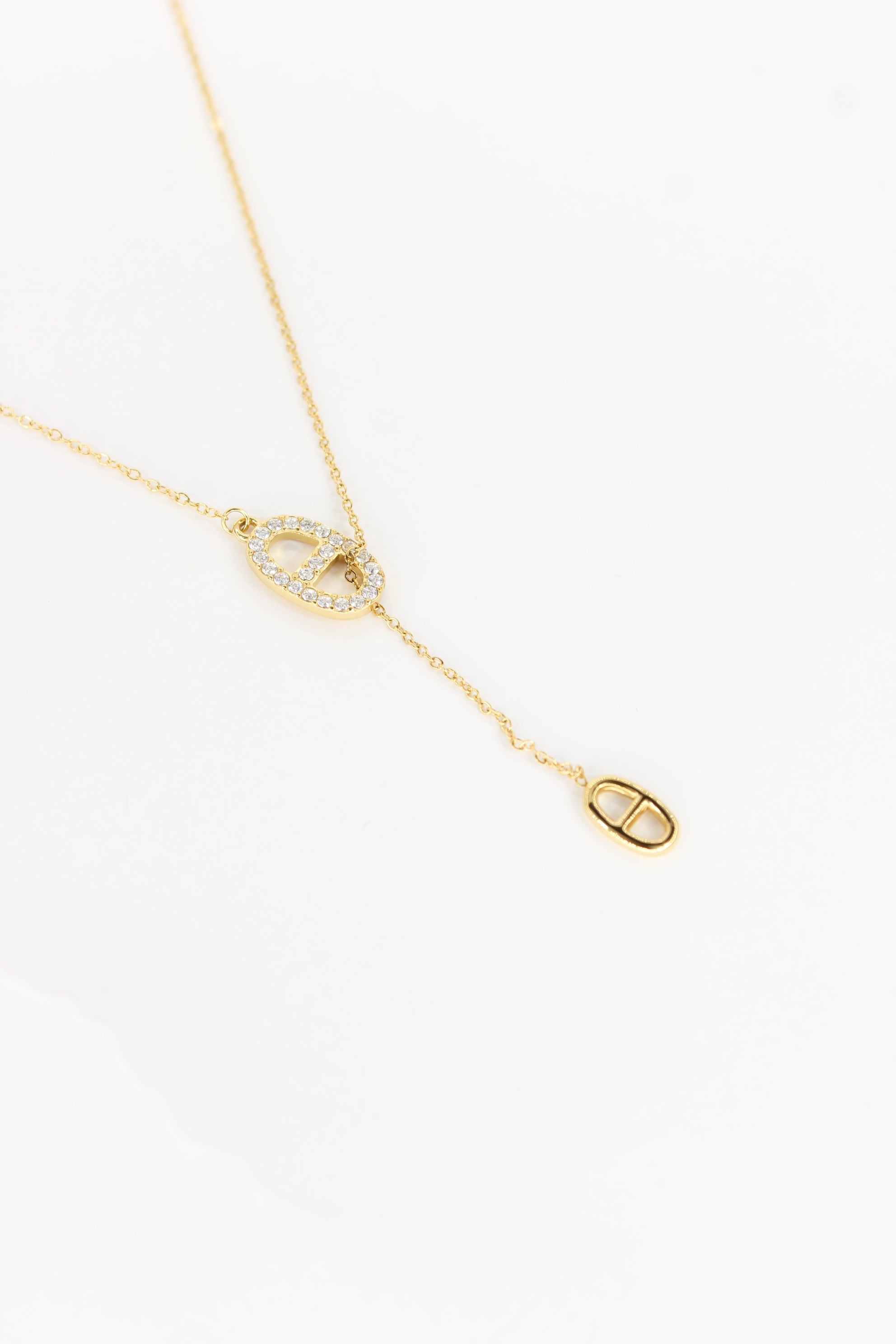 Collier Elina – Chaîne Y Élégante à Maillons Sertis en Acier Inoxydable