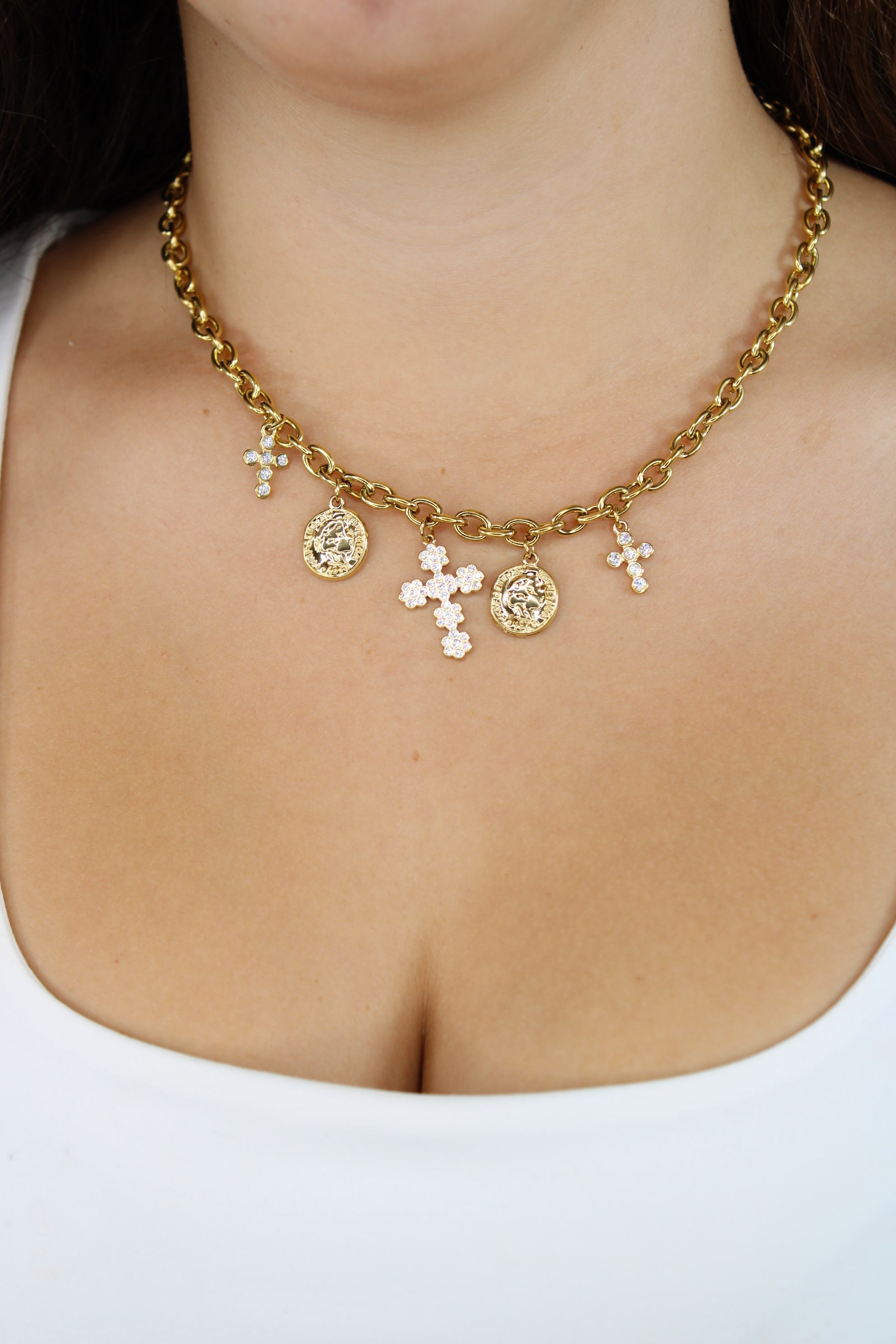 Collier Nava