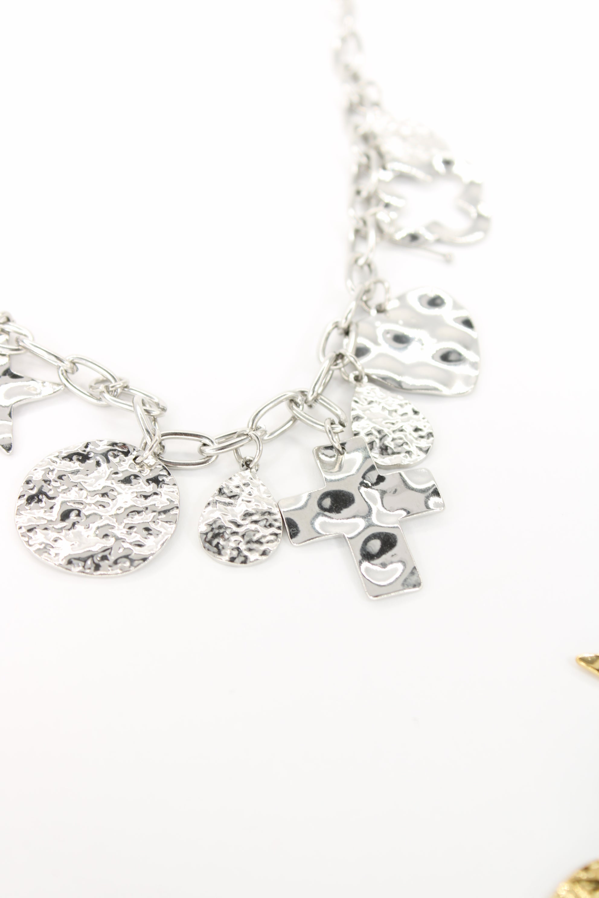 Collier Lumina doré — Collier charms symboliques élégant en acier inoxydable