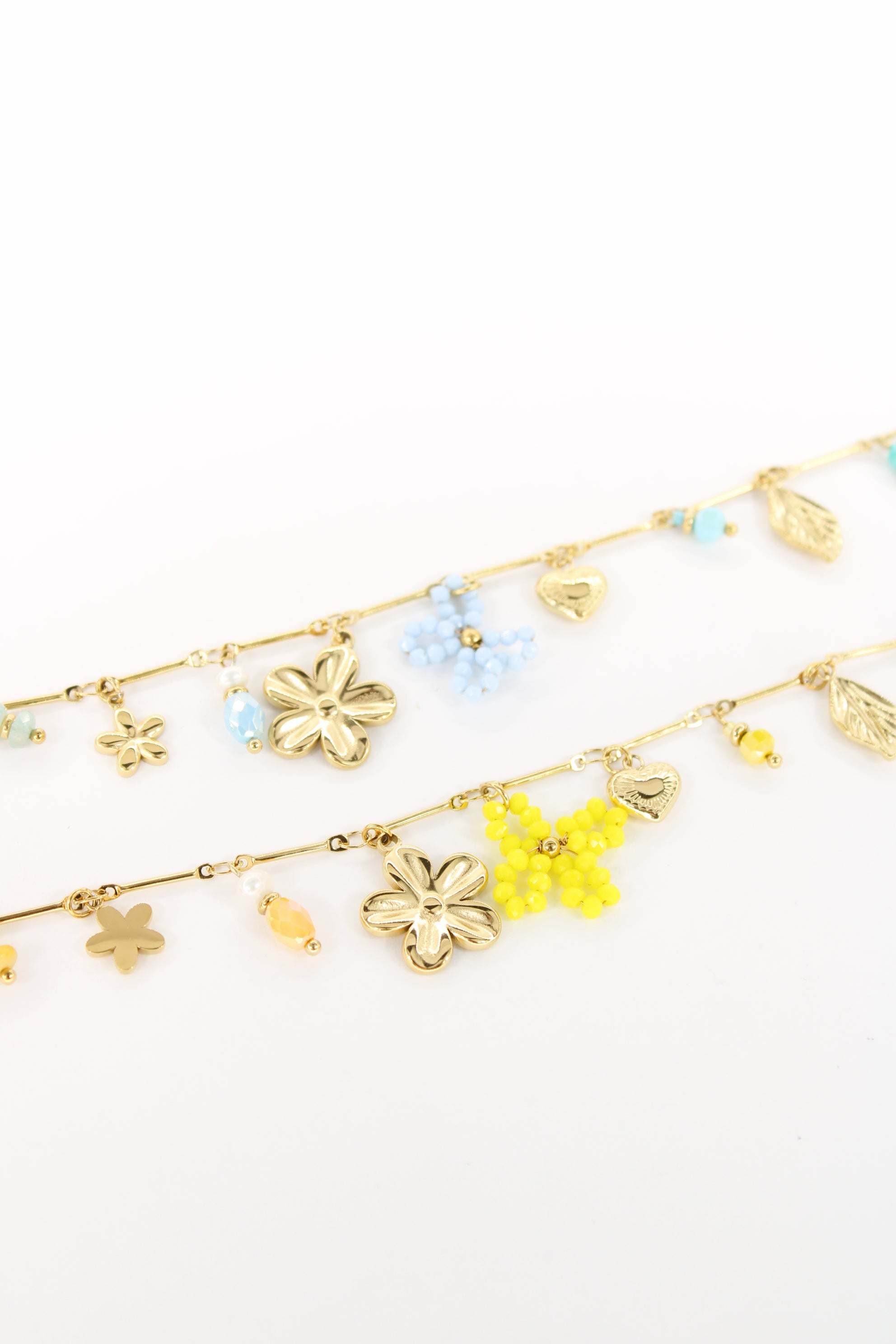 🌸 Bracelet Elina – Chaîne Fine & Breloques Florales