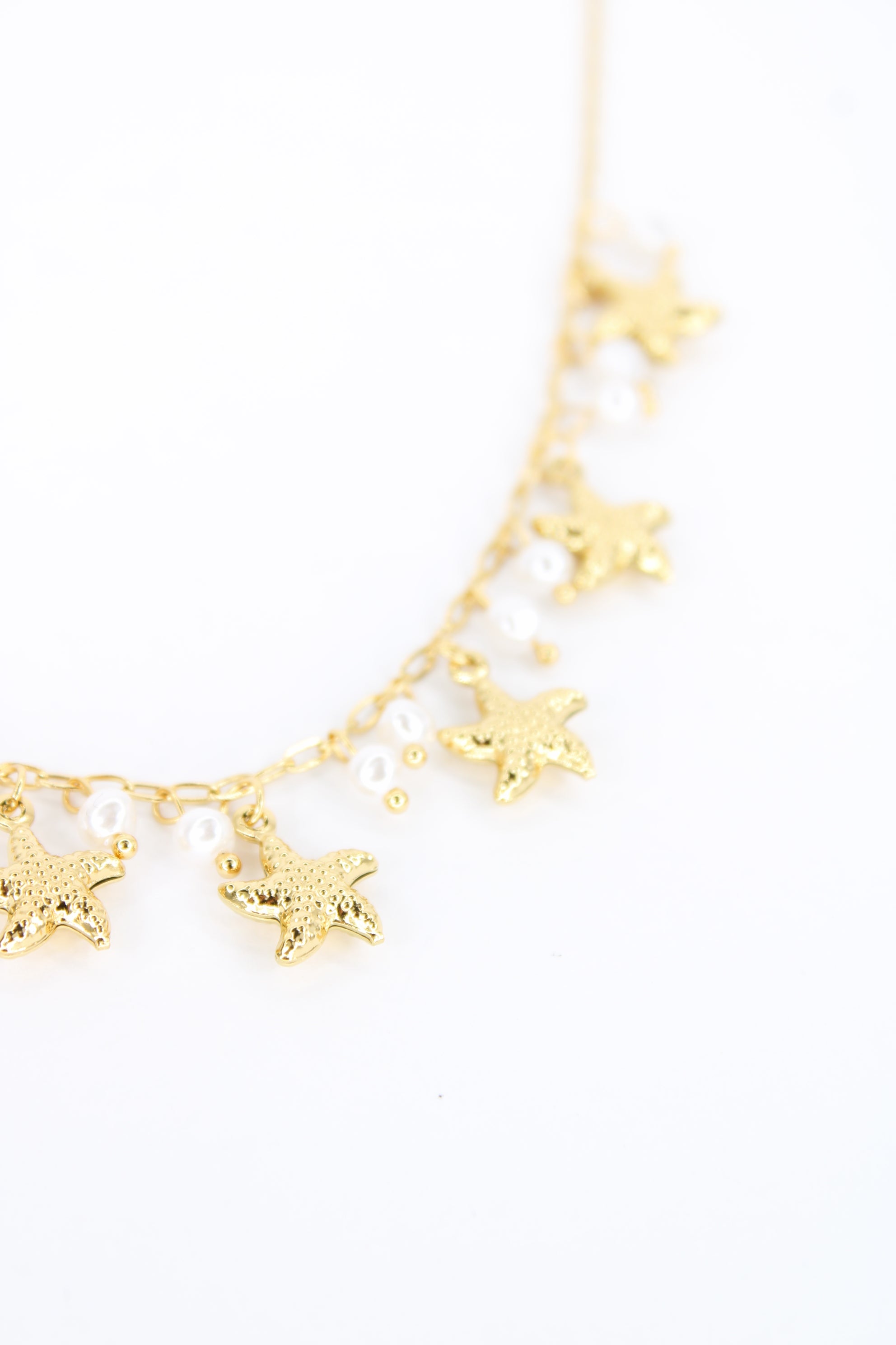 ✨ Collier Nerina – Collier Étoiles de Mer & Perles Dorées