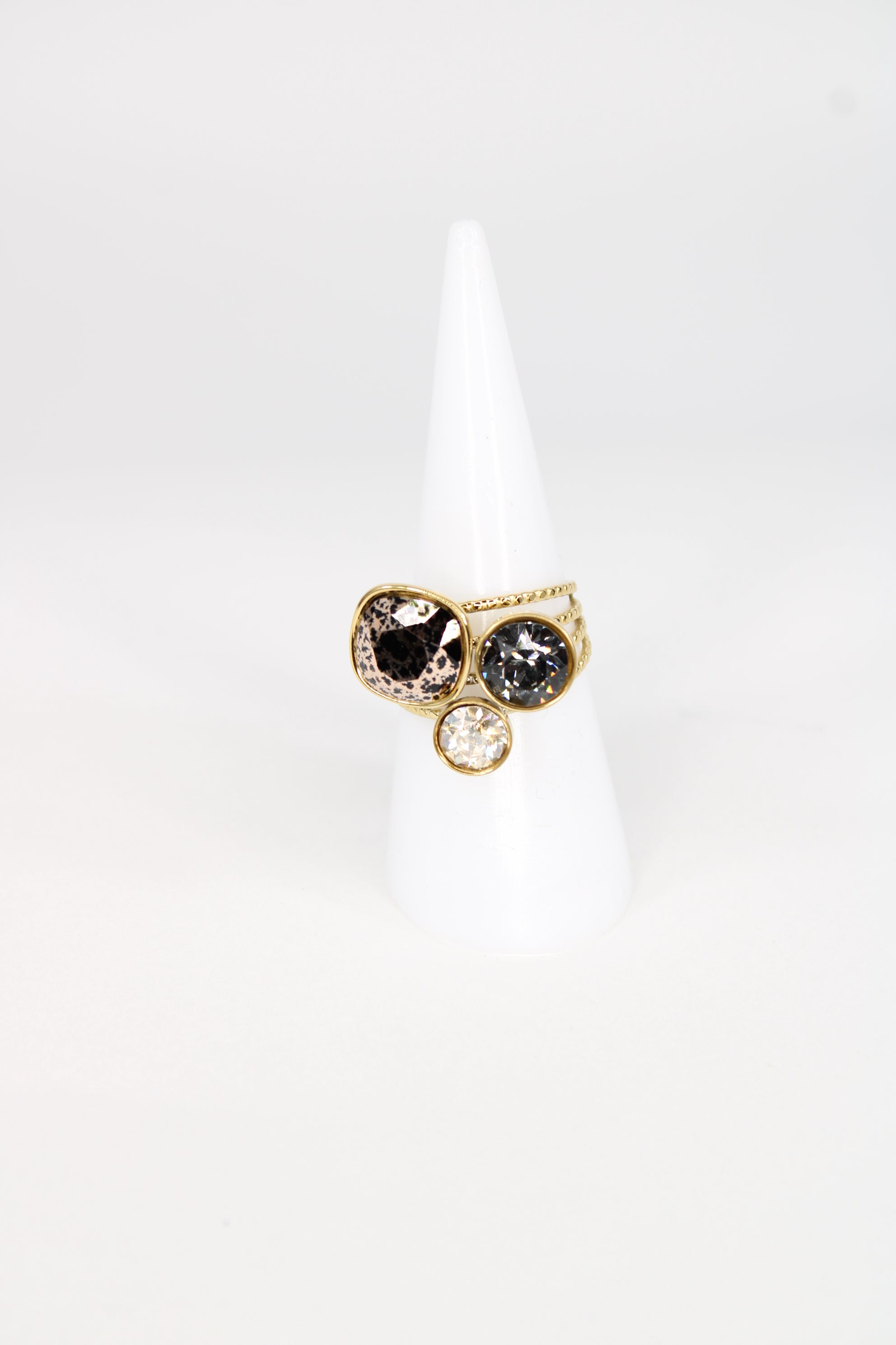 Bague thais