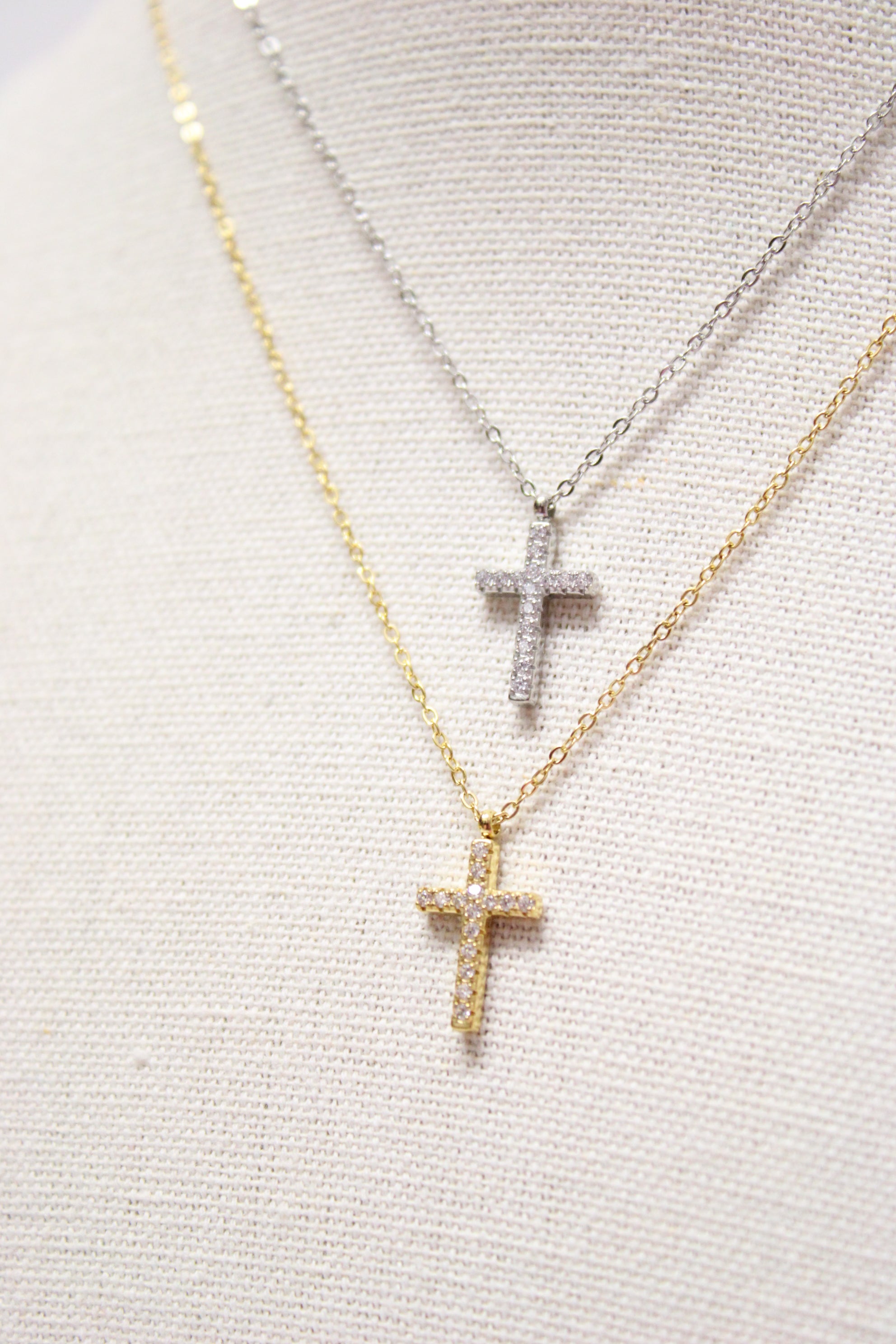 Collier croix
