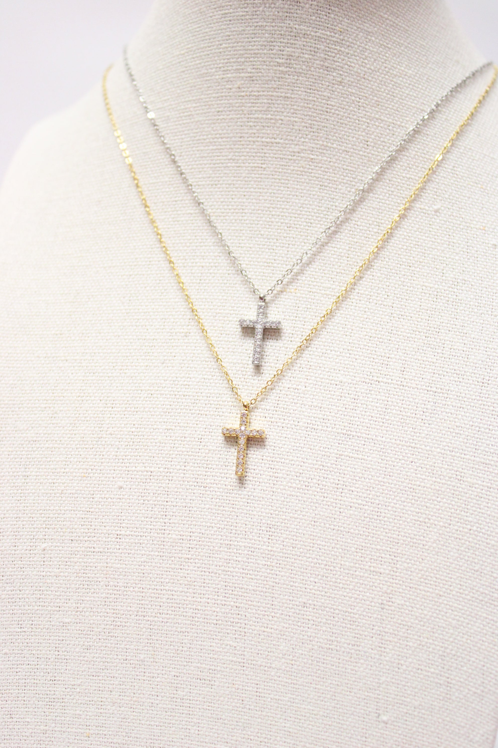 Collier croix