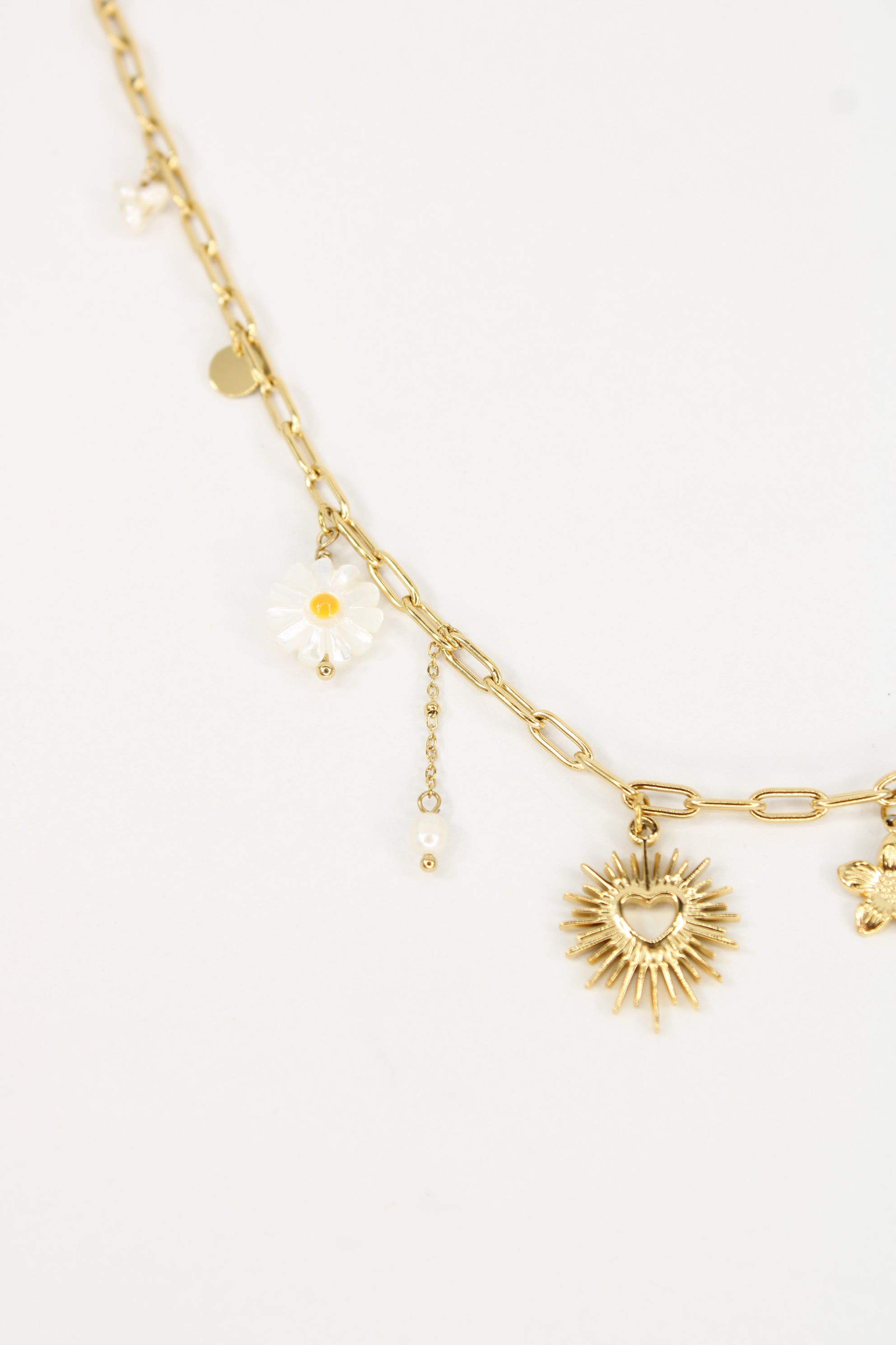 Collier Lovy