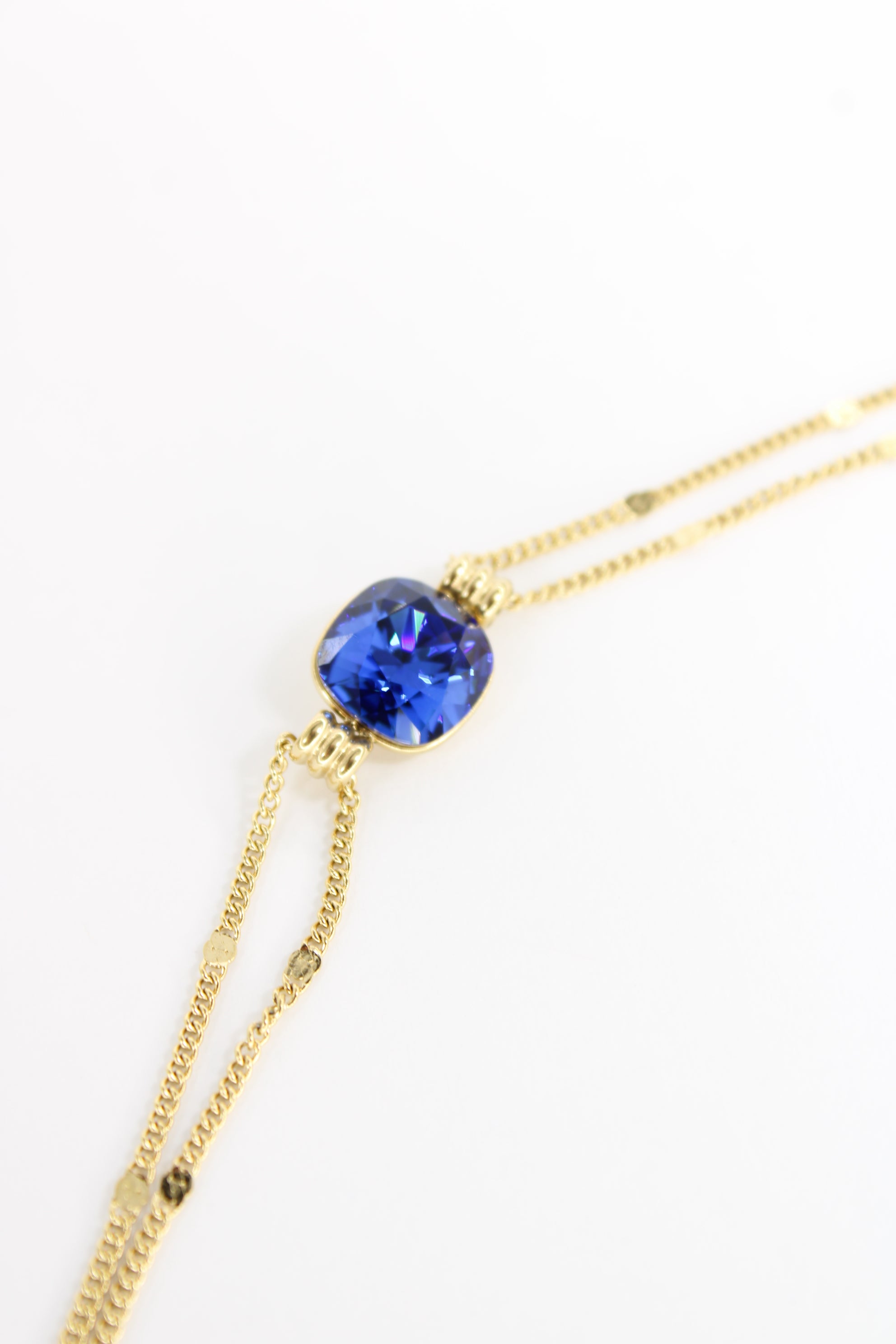 Bracelet Garance – Bracelet doré à cristaux Swarovski lumineux (création)