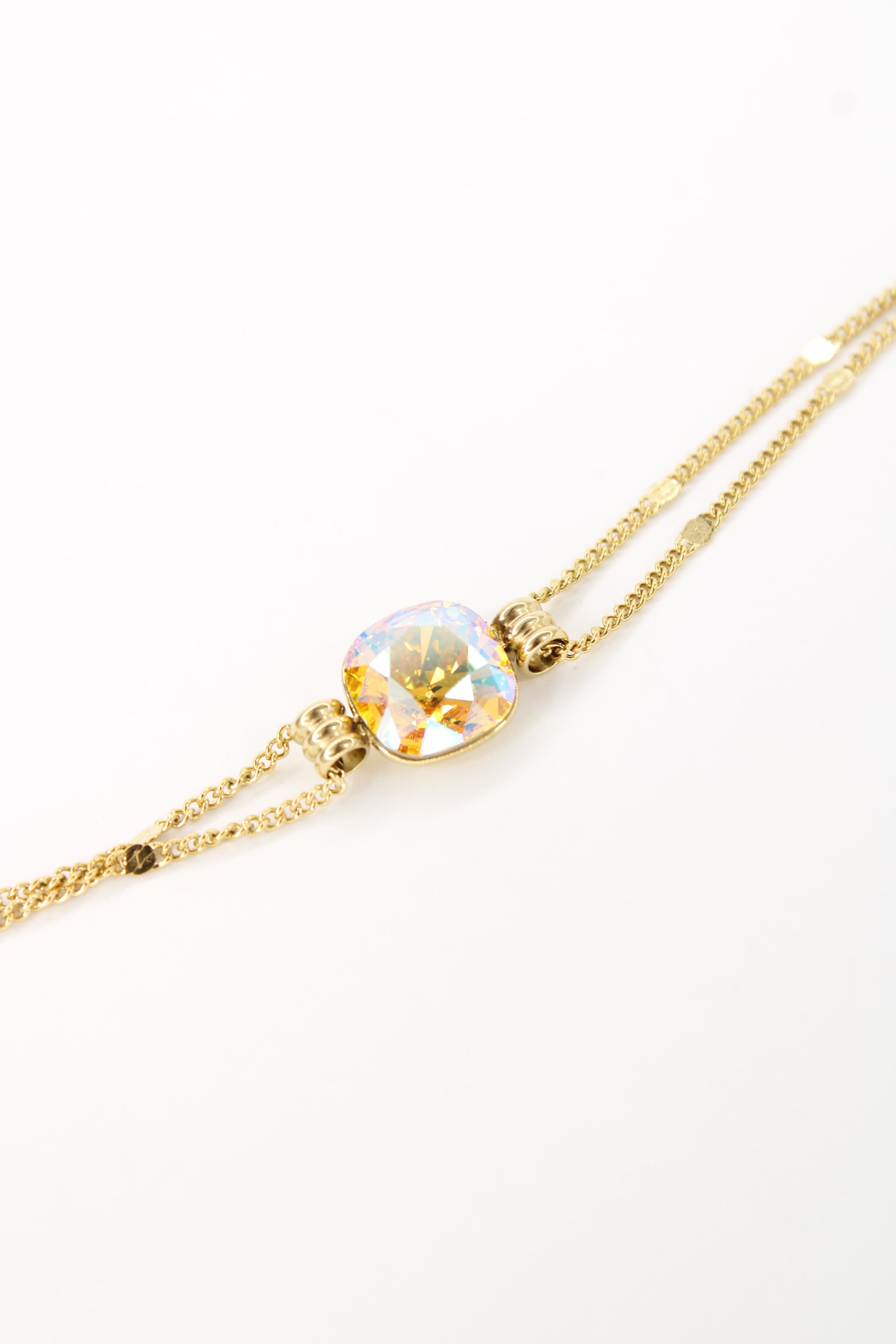 Bracelet Garance – Bracelet doré à cristaux Swarovski lumineux (création)