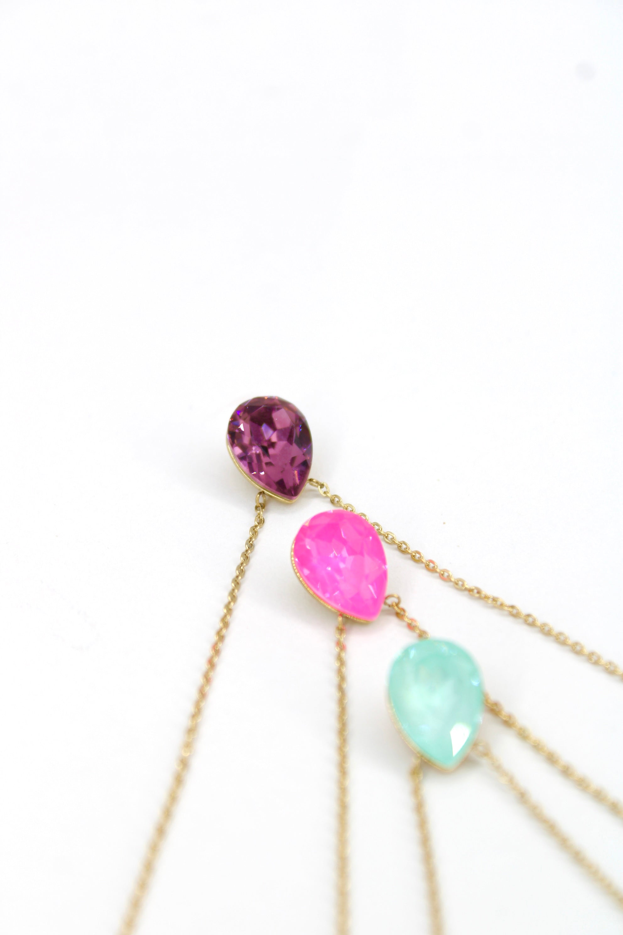 Collier Leona
